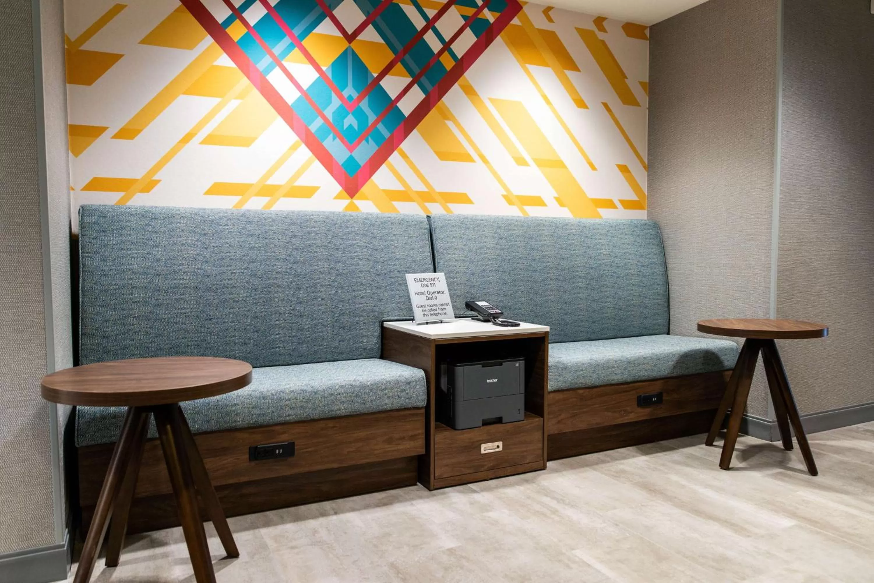 Business facilities in Hampton Inn Paris IL, IL