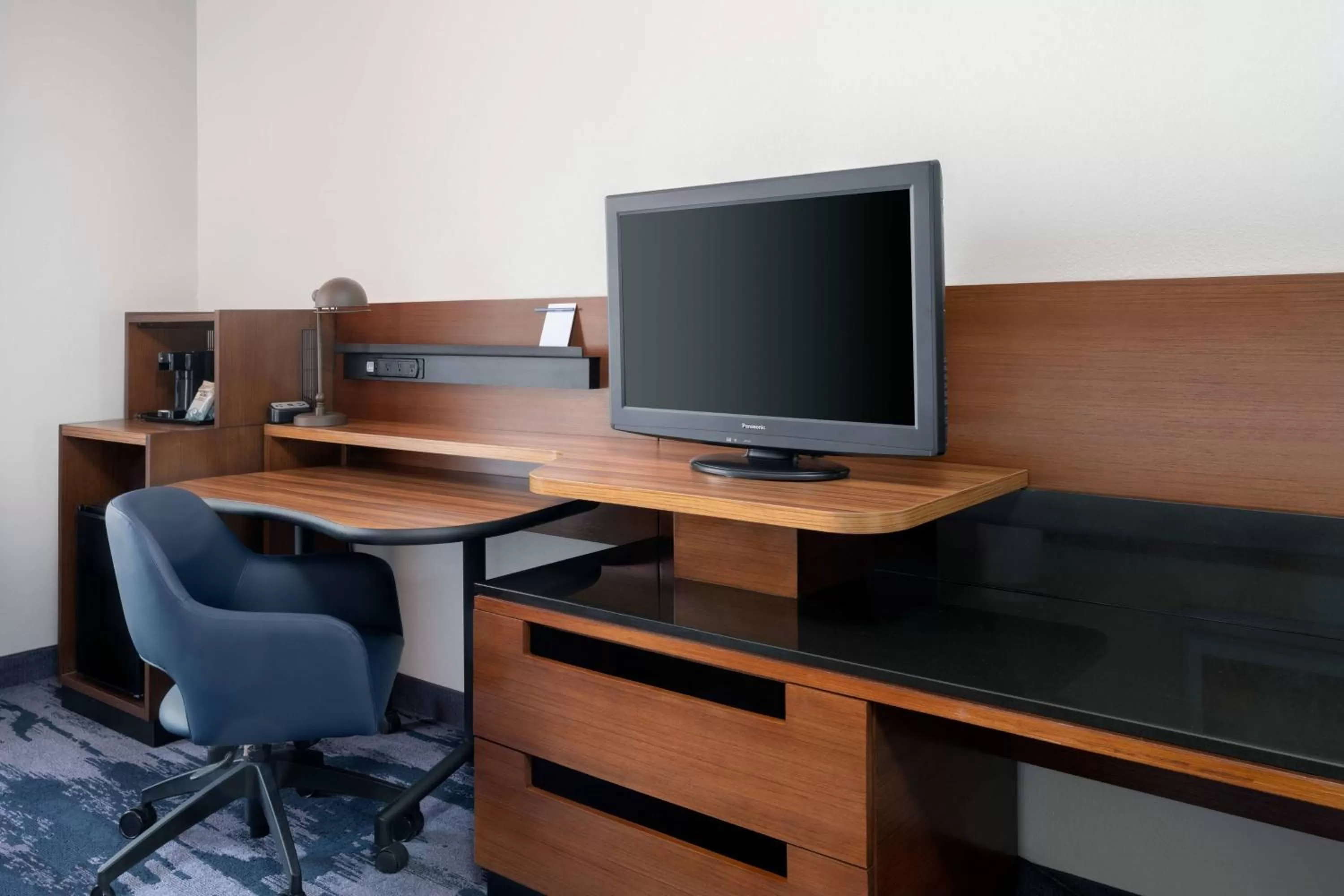 Photo of the whole room in Fairfield Inn and Suites Austin South