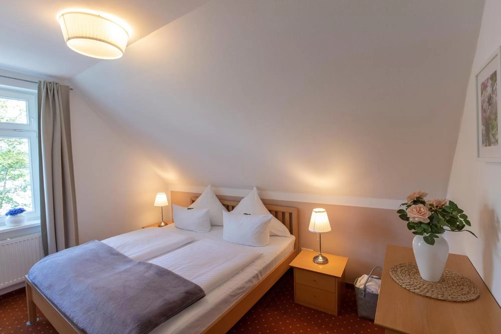 Bed in Seehotel Lindenhof