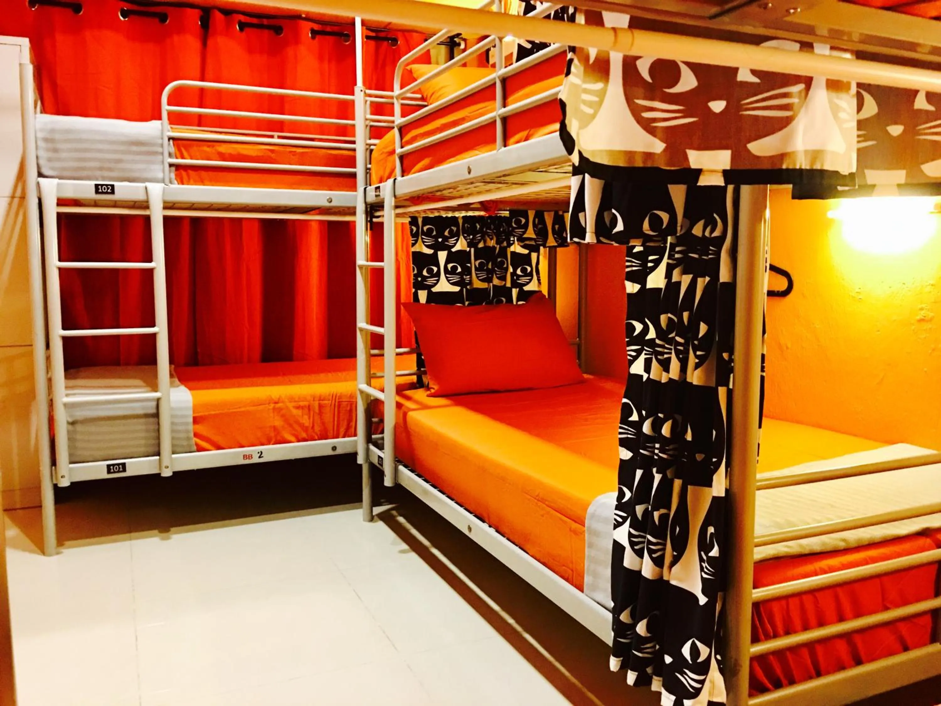 Bunk Bed in Century Service World