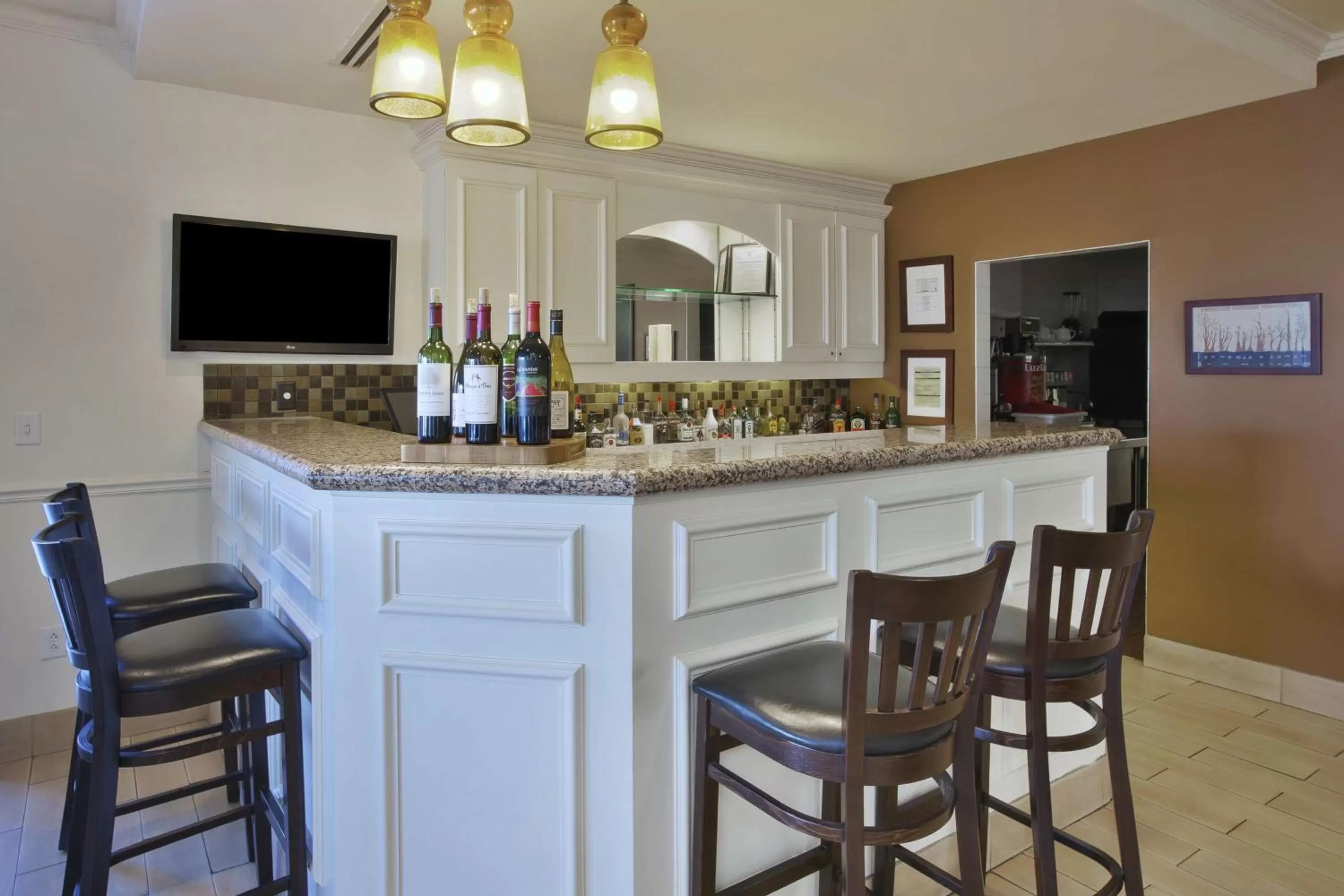 Lounge or bar in Hilton Garden Inn Wichita