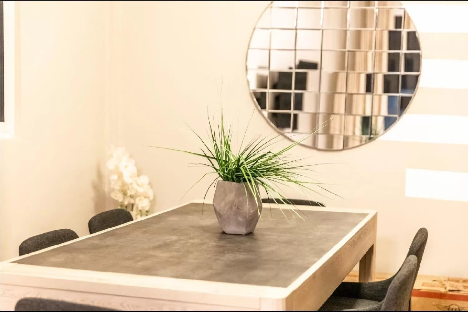Dining Area in Montecito Apartments