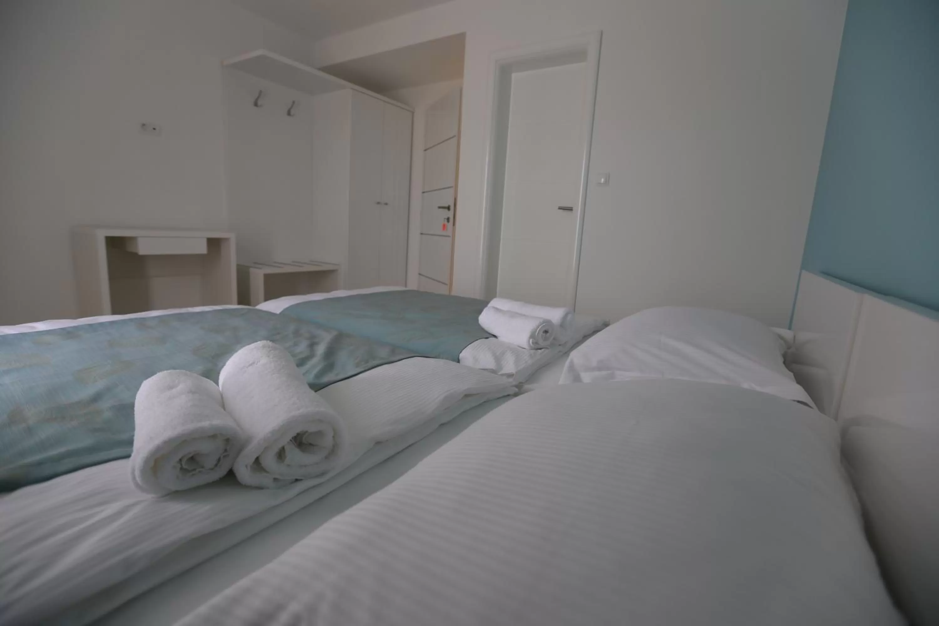 Bedroom, Bed in Villa Flowers