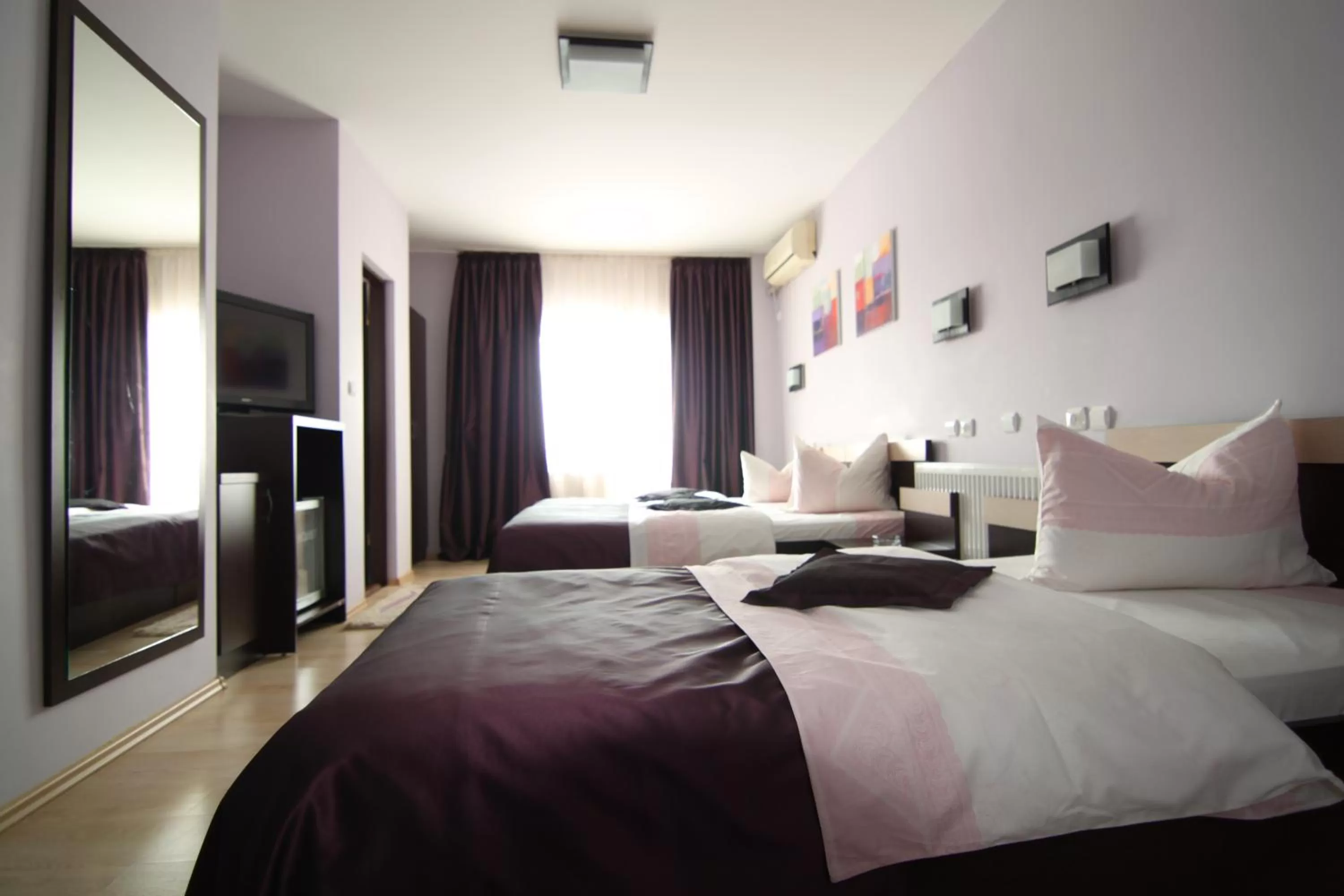 Photo of the whole room, Bed in Hotel Sheriff