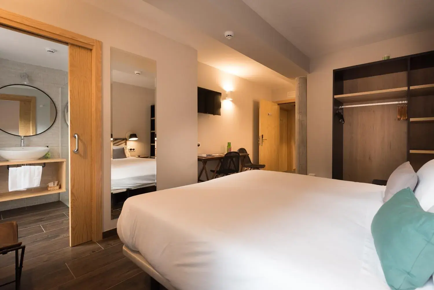 Standard Queen Room in Hotel Rural Sagarlore Standard Queen Room in Hotel Rural Sagarlore