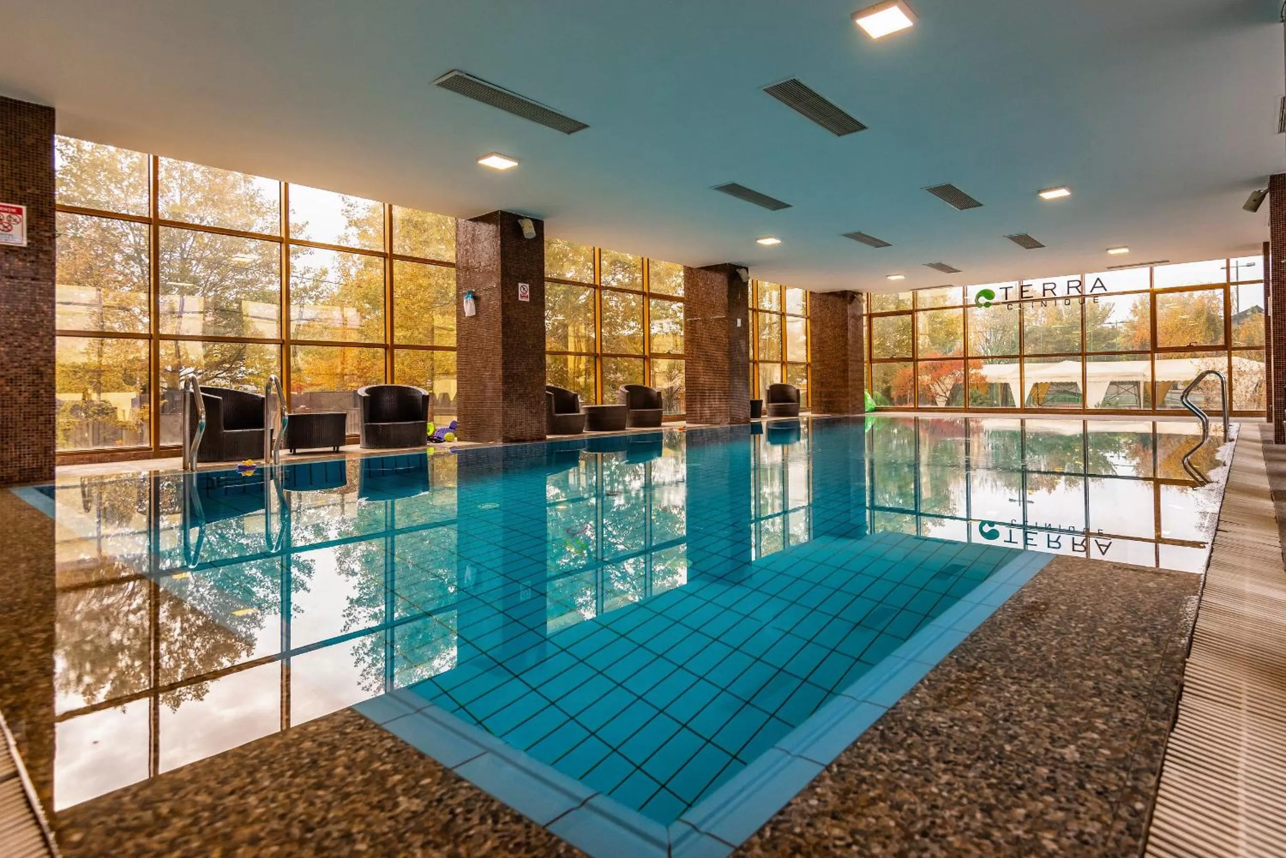 Swimming pool in Hotel Terra Balneo