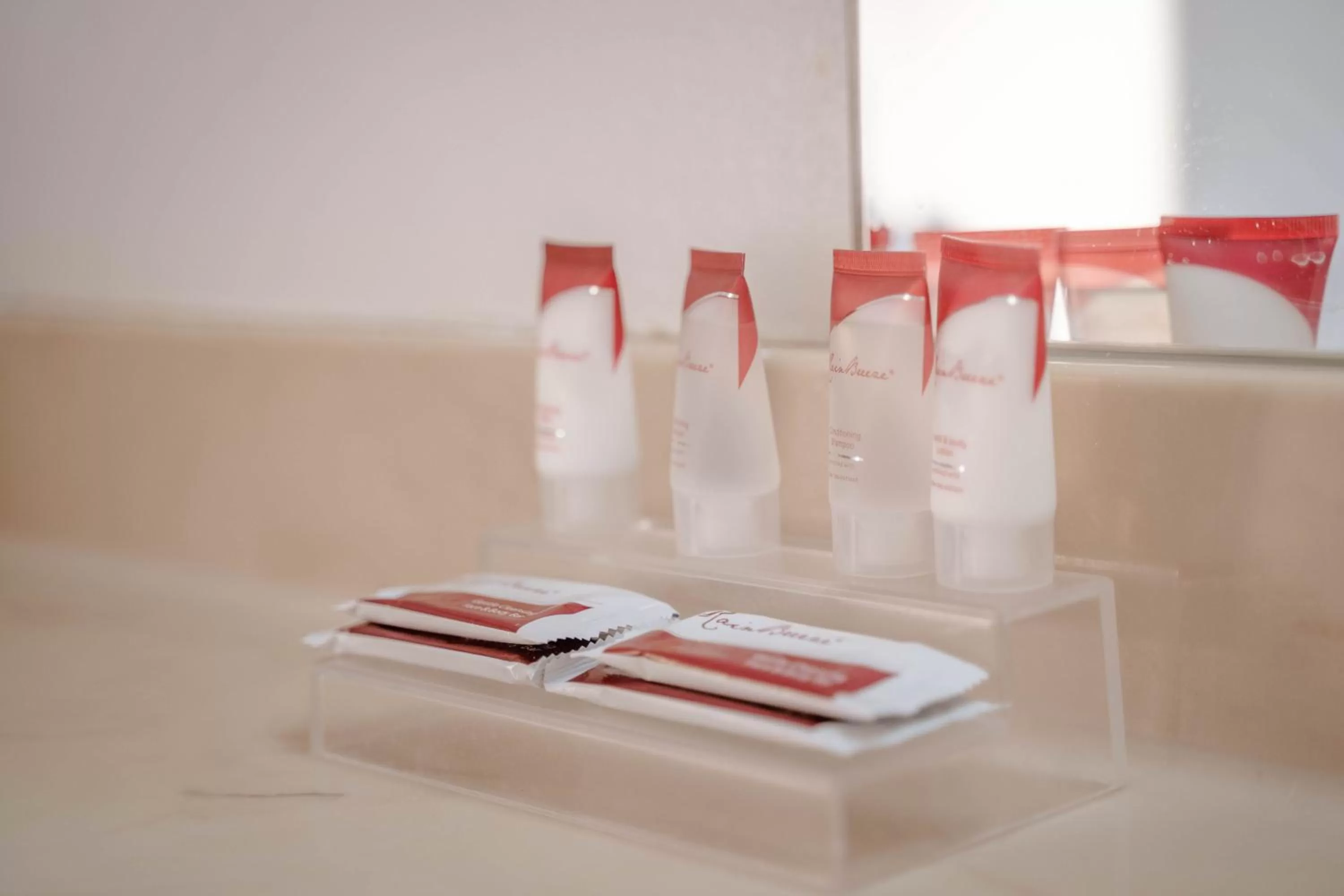 Shower in Haysville Express Inn