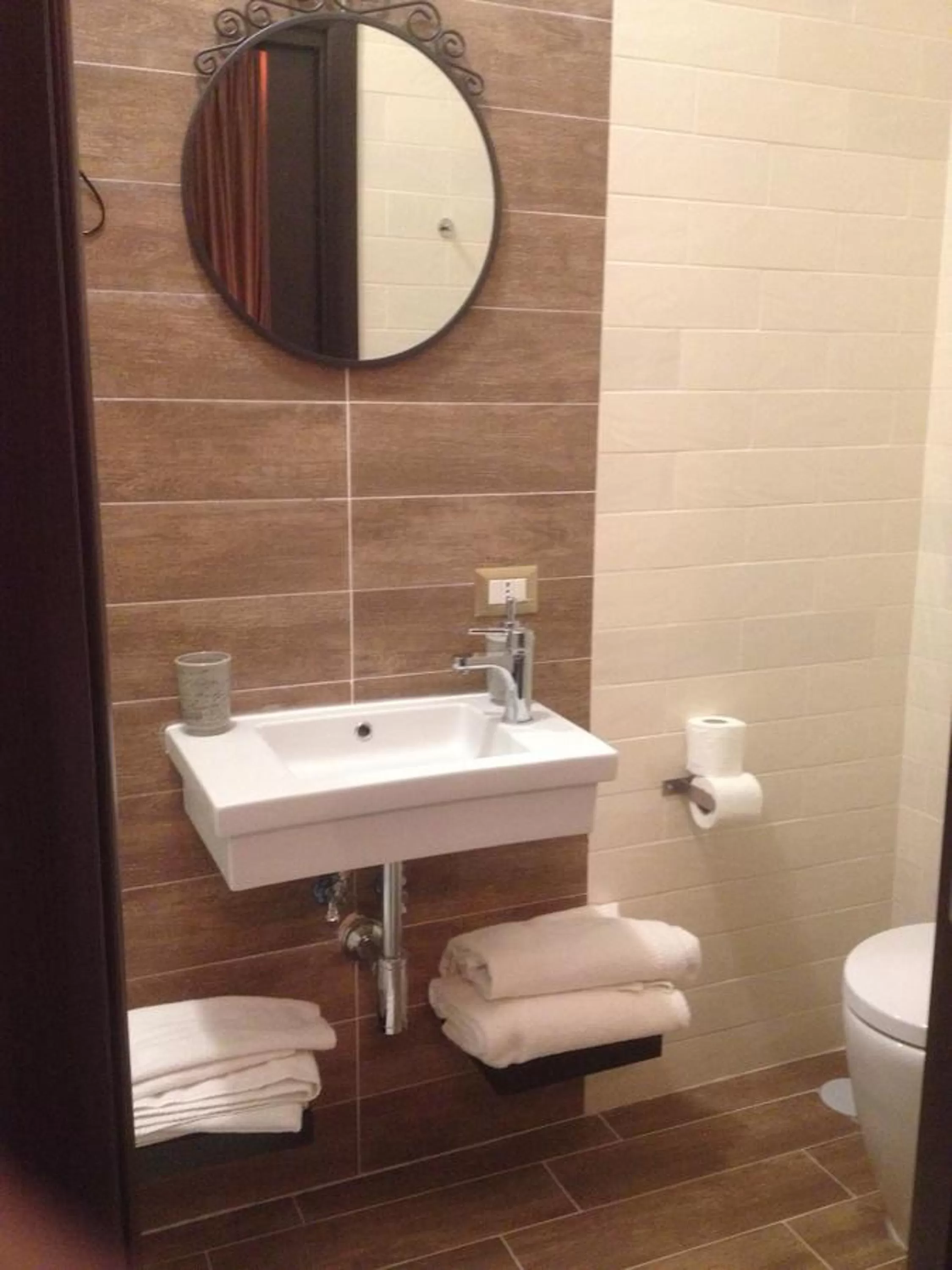 Bathroom in Terrazza Partenopea