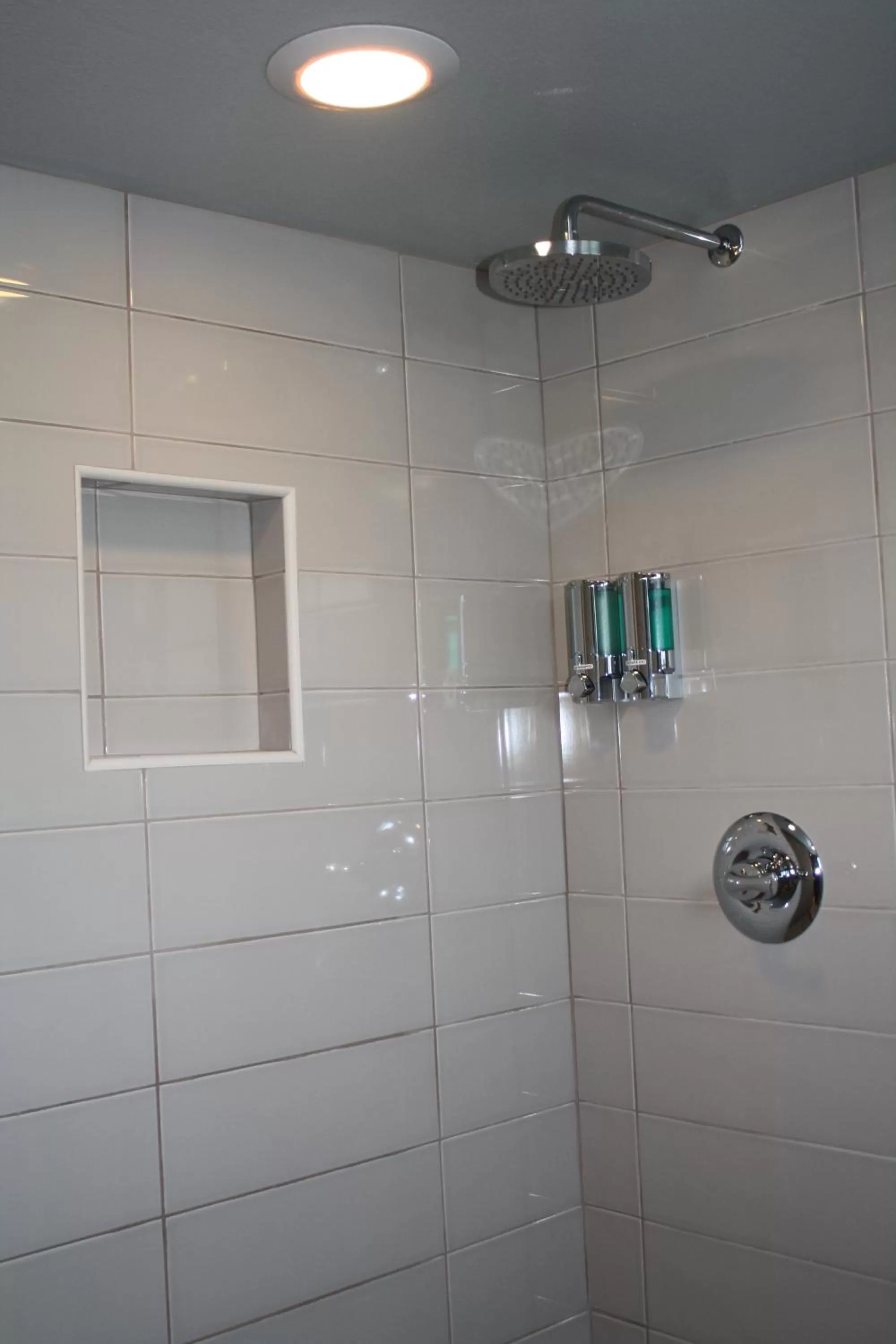 Bathroom in Hotel Current