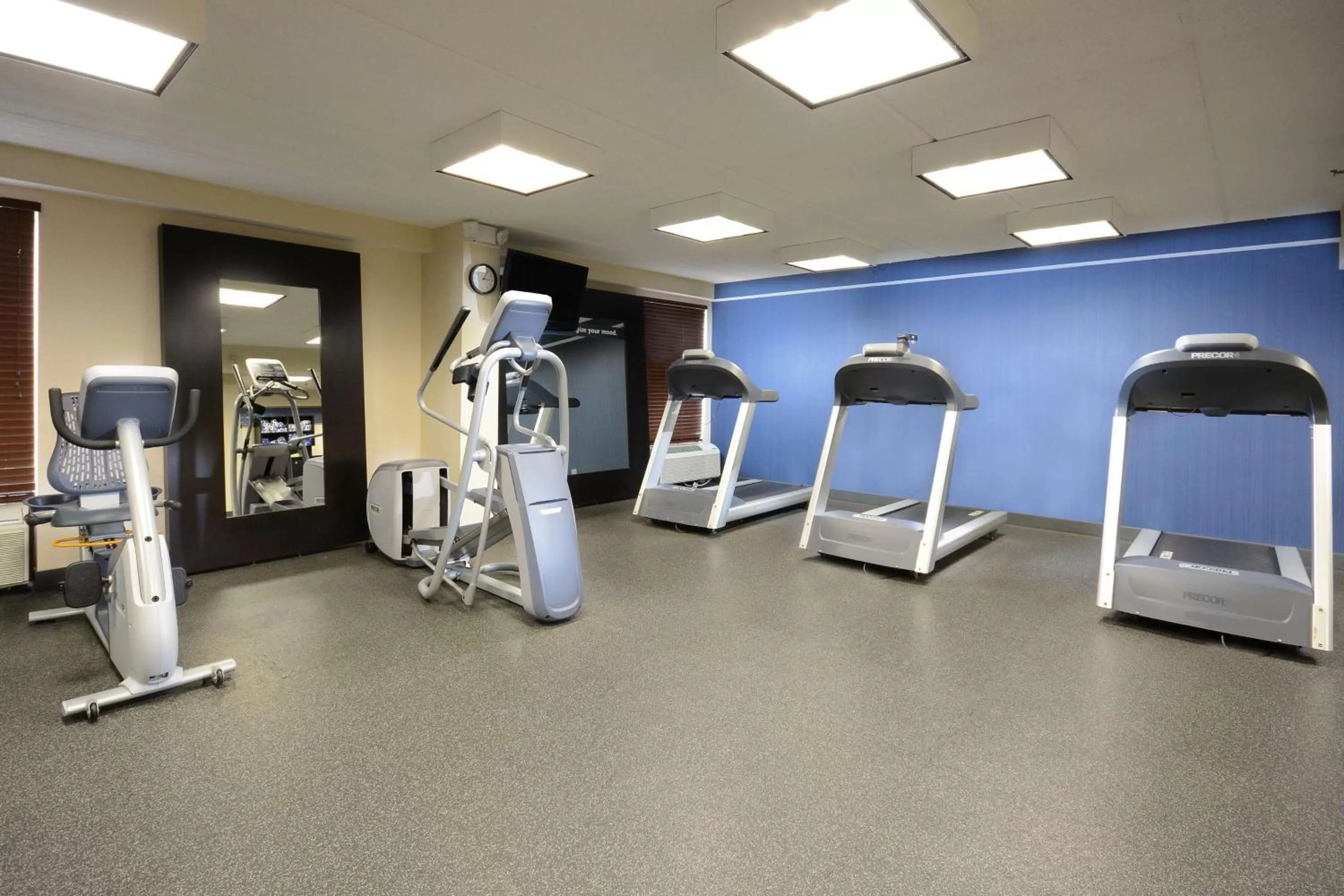 Fitness centre/facilities in Hampton Inn Raleigh/Durham Airport
