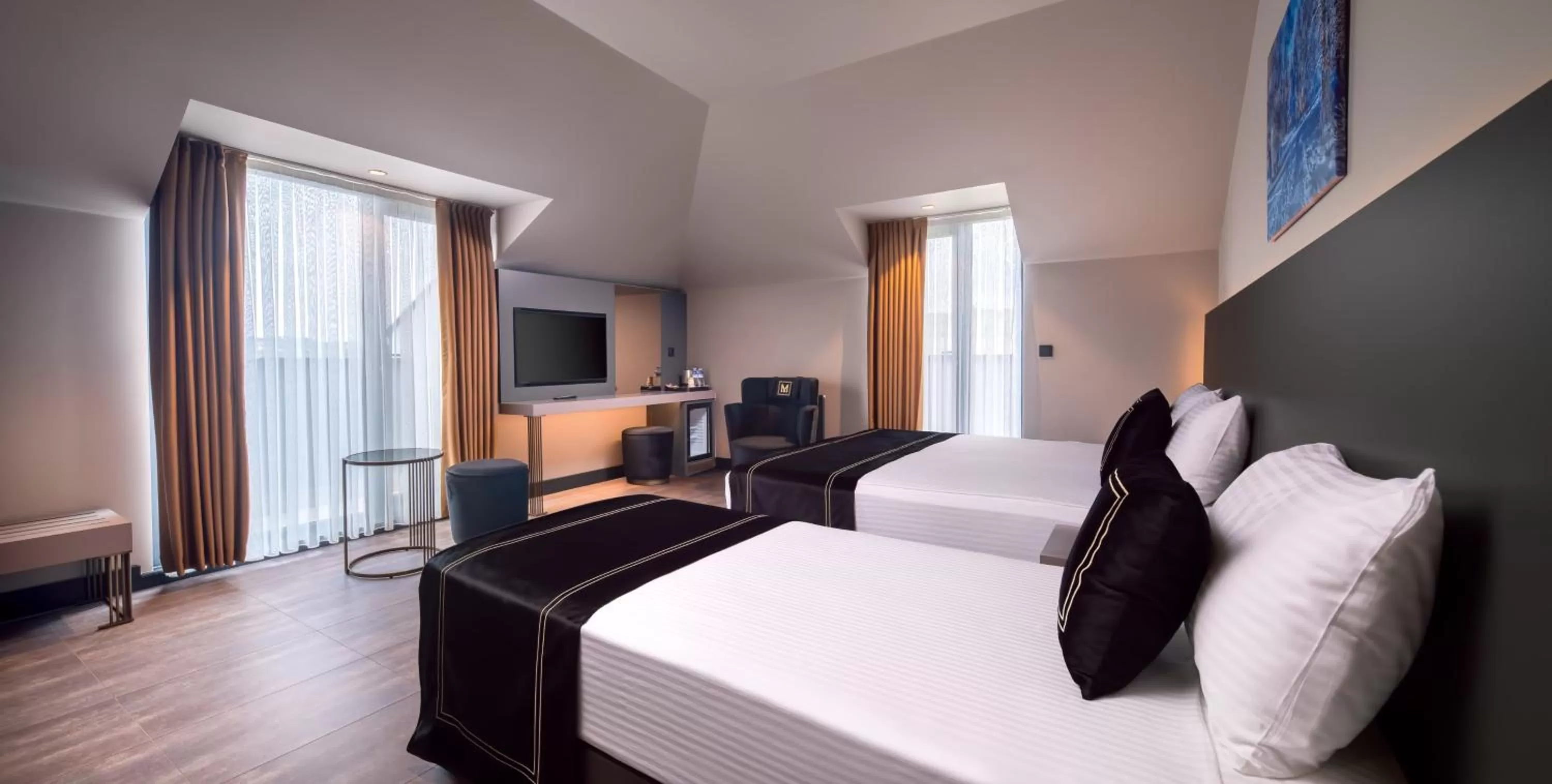 TV and multimedia, Bed in MENALO HOTEL PREMIUM ISTANBUL AIRPORT