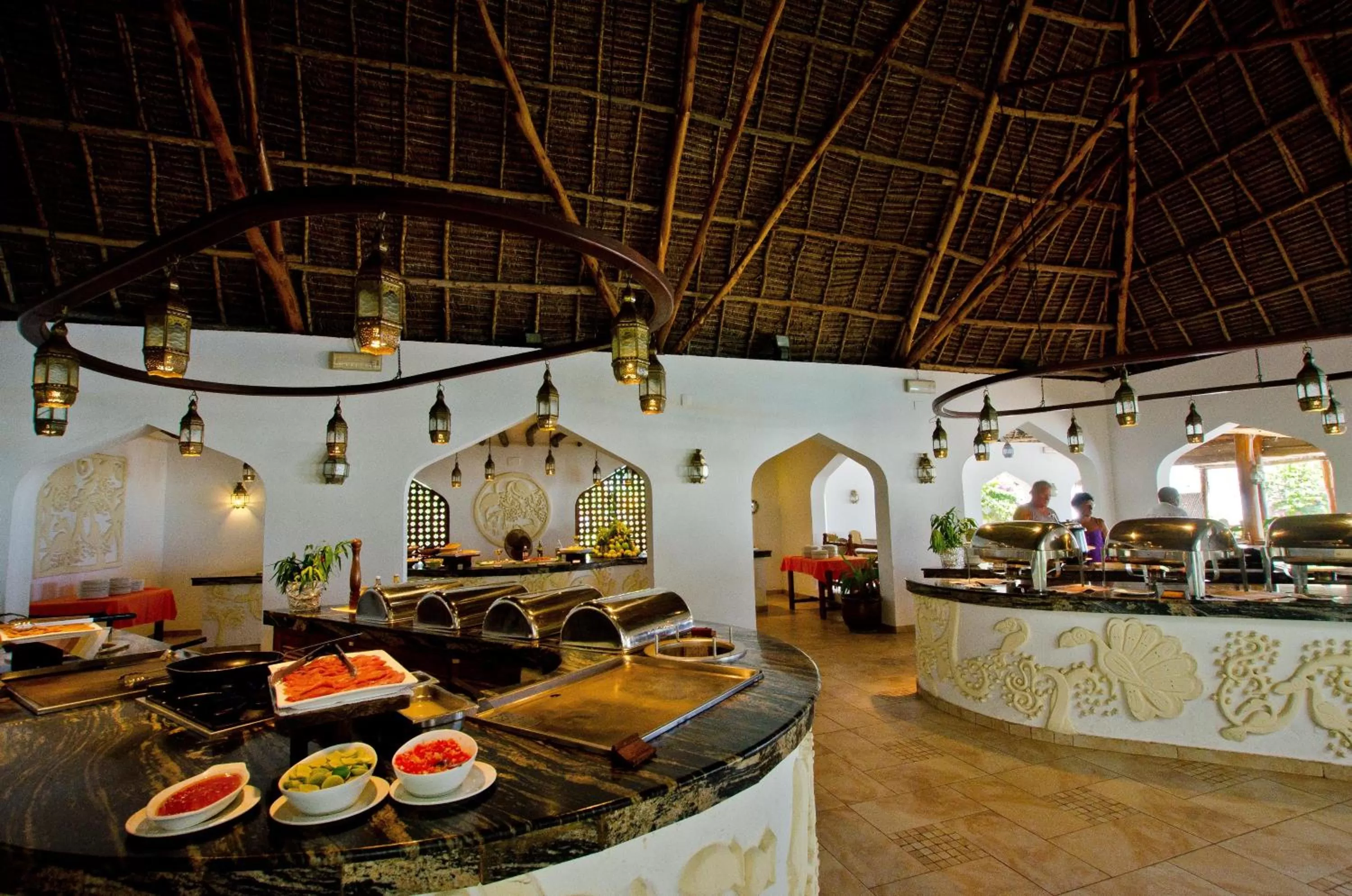 Restaurant/places to eat in Sultan Sands Island Resort & Spa