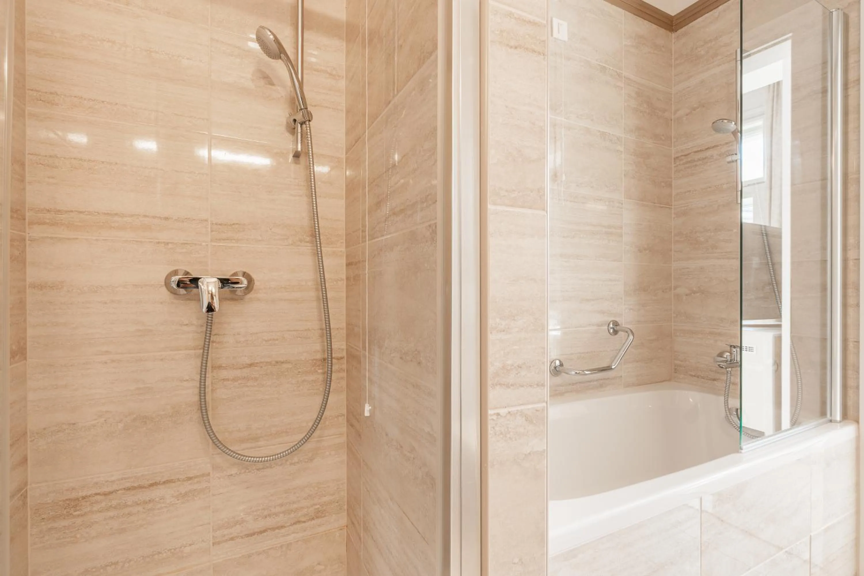Bathroom in Hotel Bellevue - by Liburnia Hotels & Villas