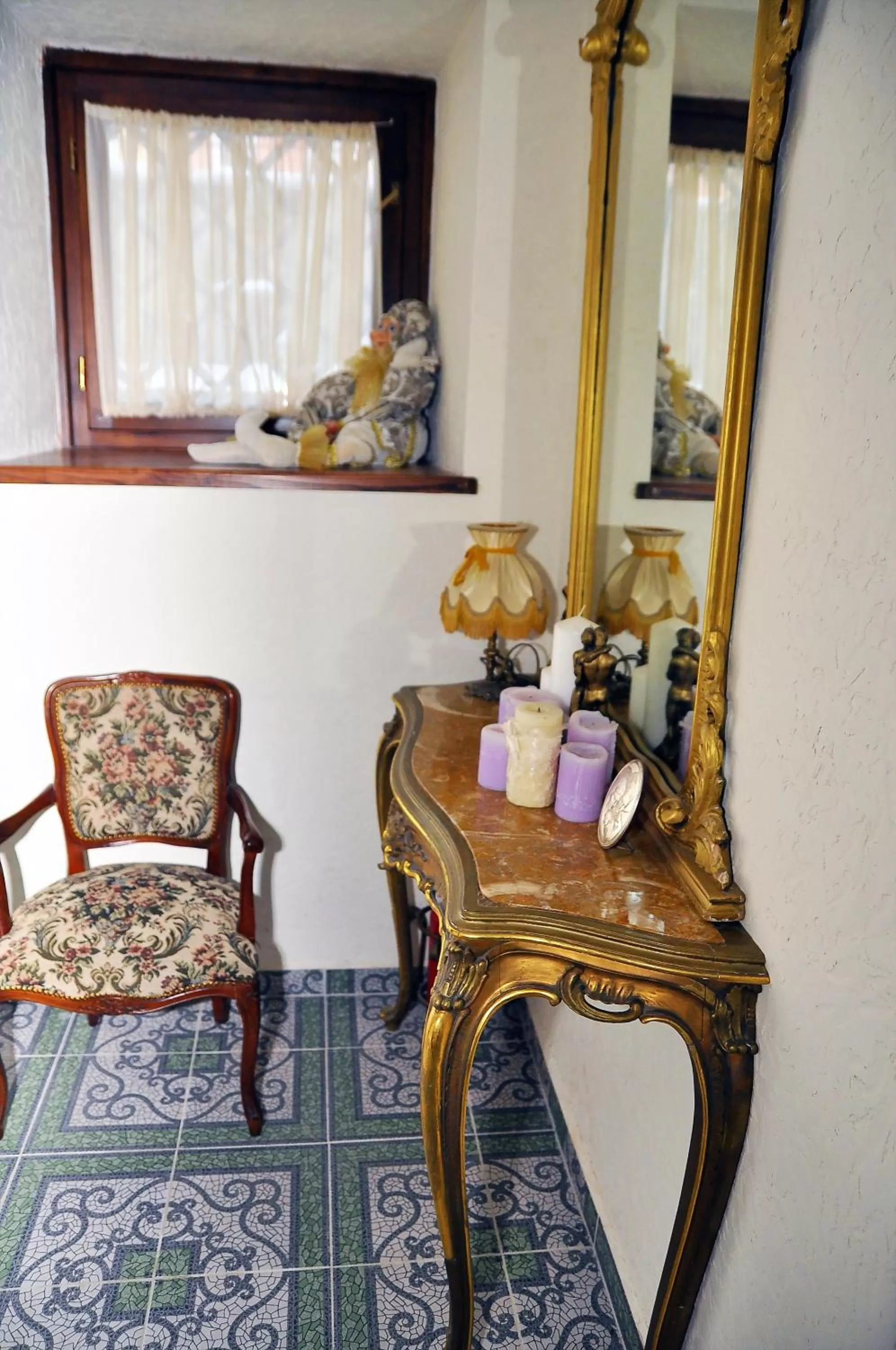 Other, Seating Area in Staryi Krakiv