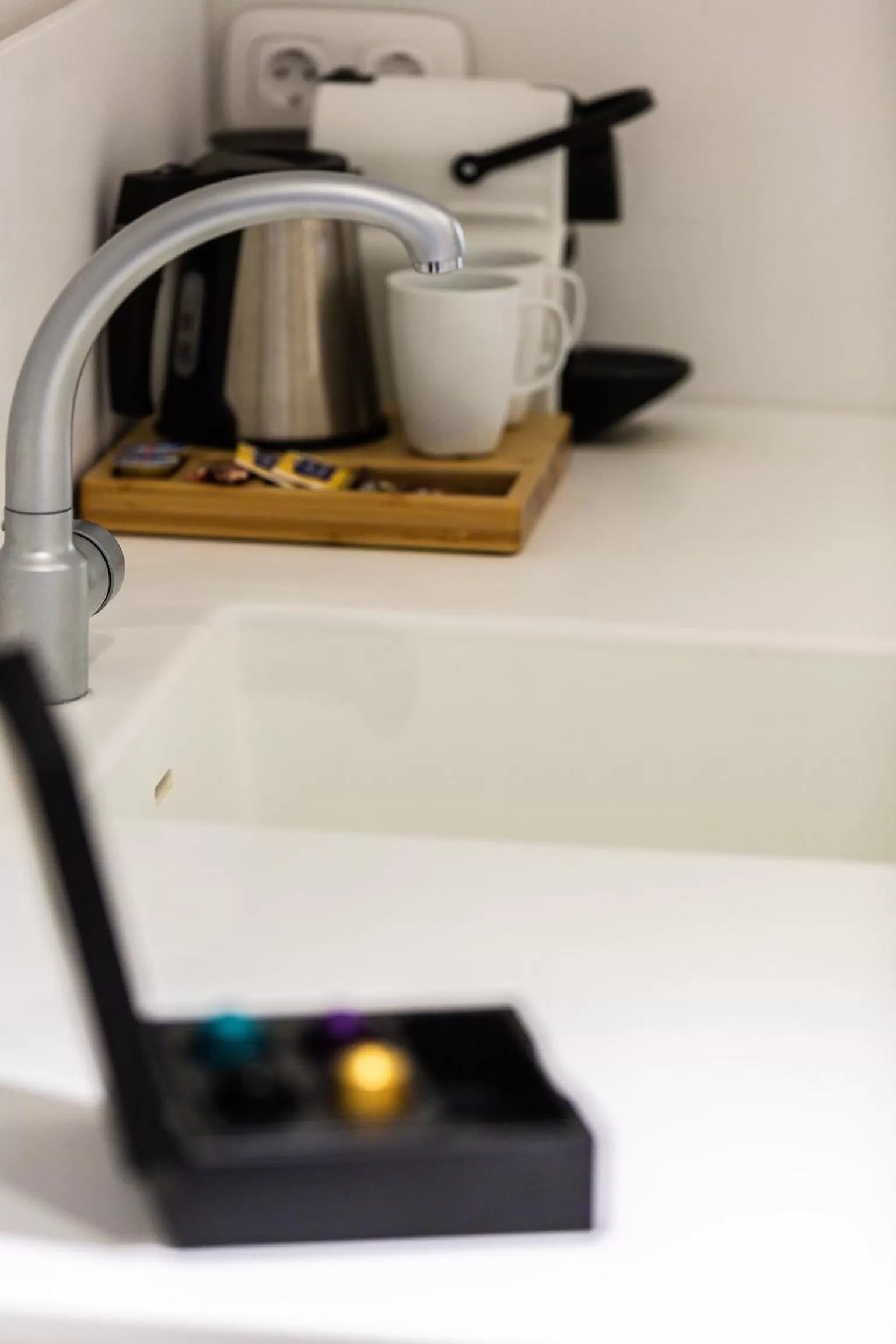 Kitchen/Kitchenette in Neratze Hammam Suites