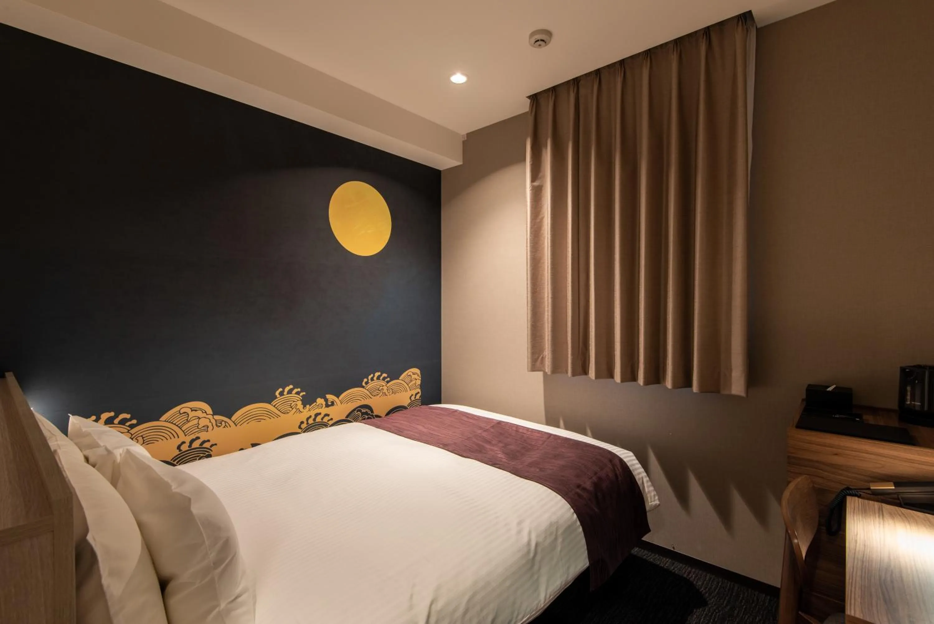 Bed in La'gent Hotel Shinjuku Kabukicho