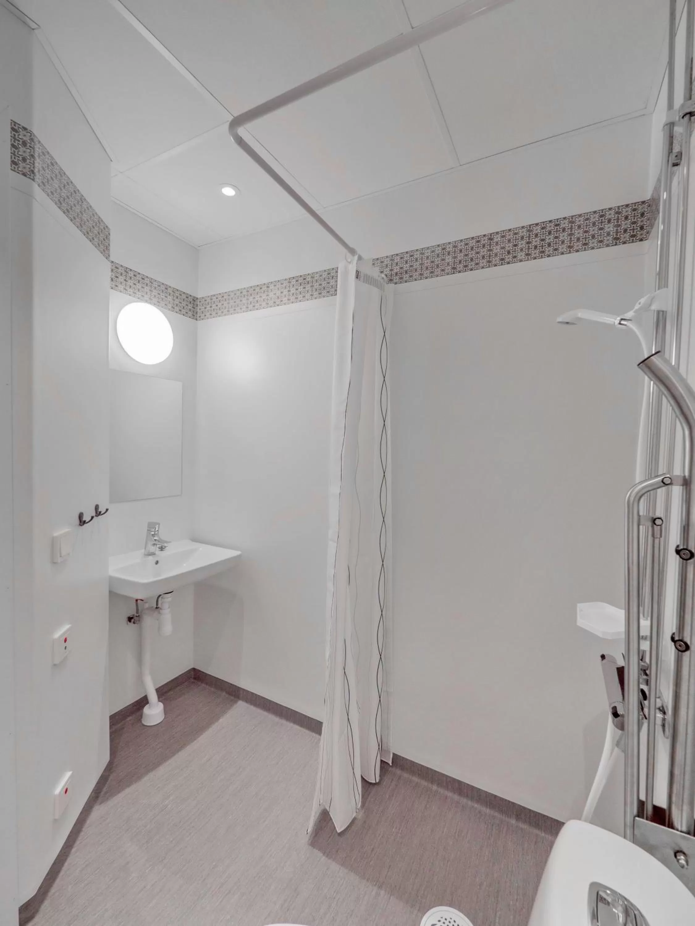 Bathroom in Västervik Guesthouse