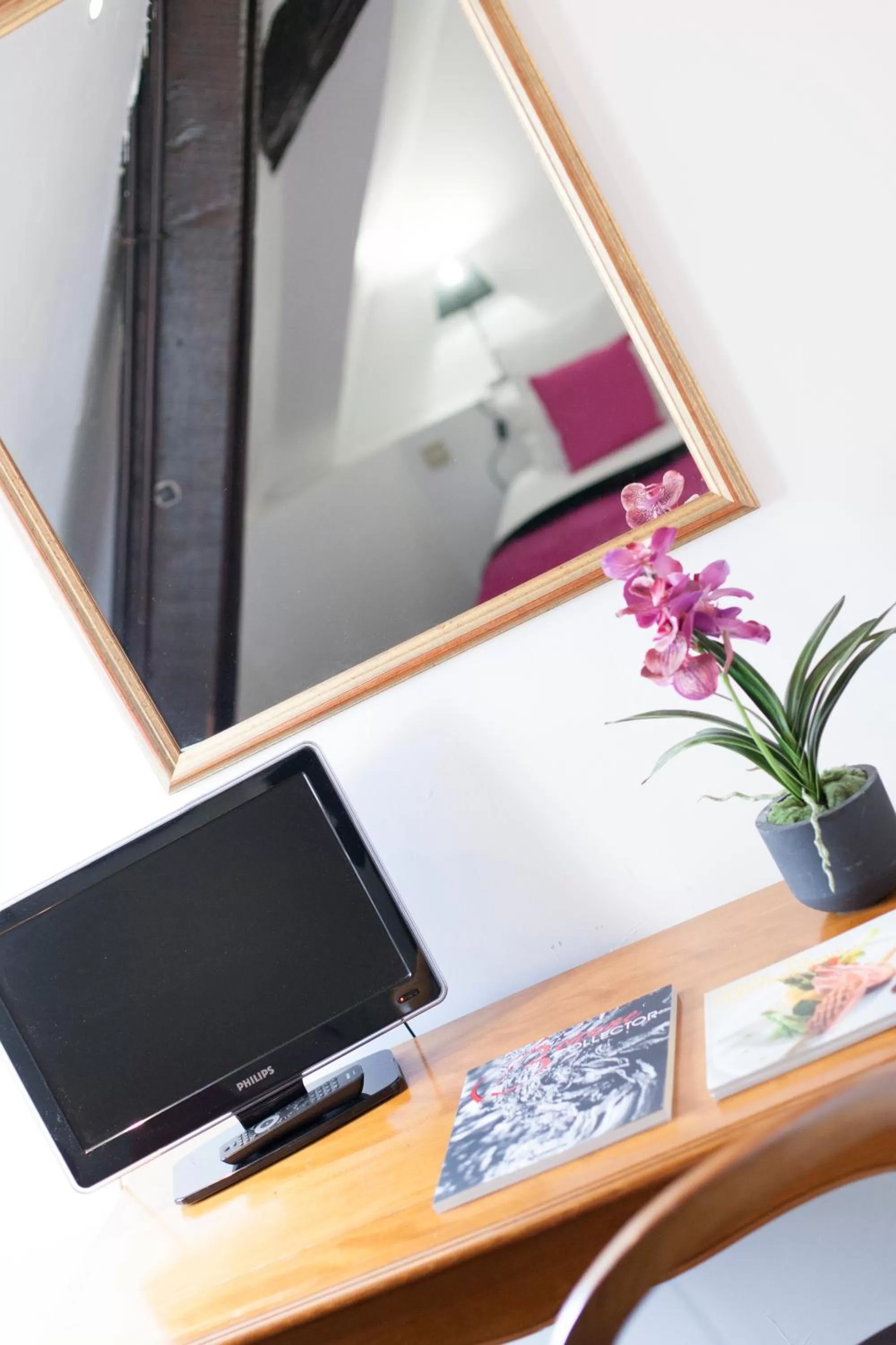 Seating area in Hotel Athanor Centre
