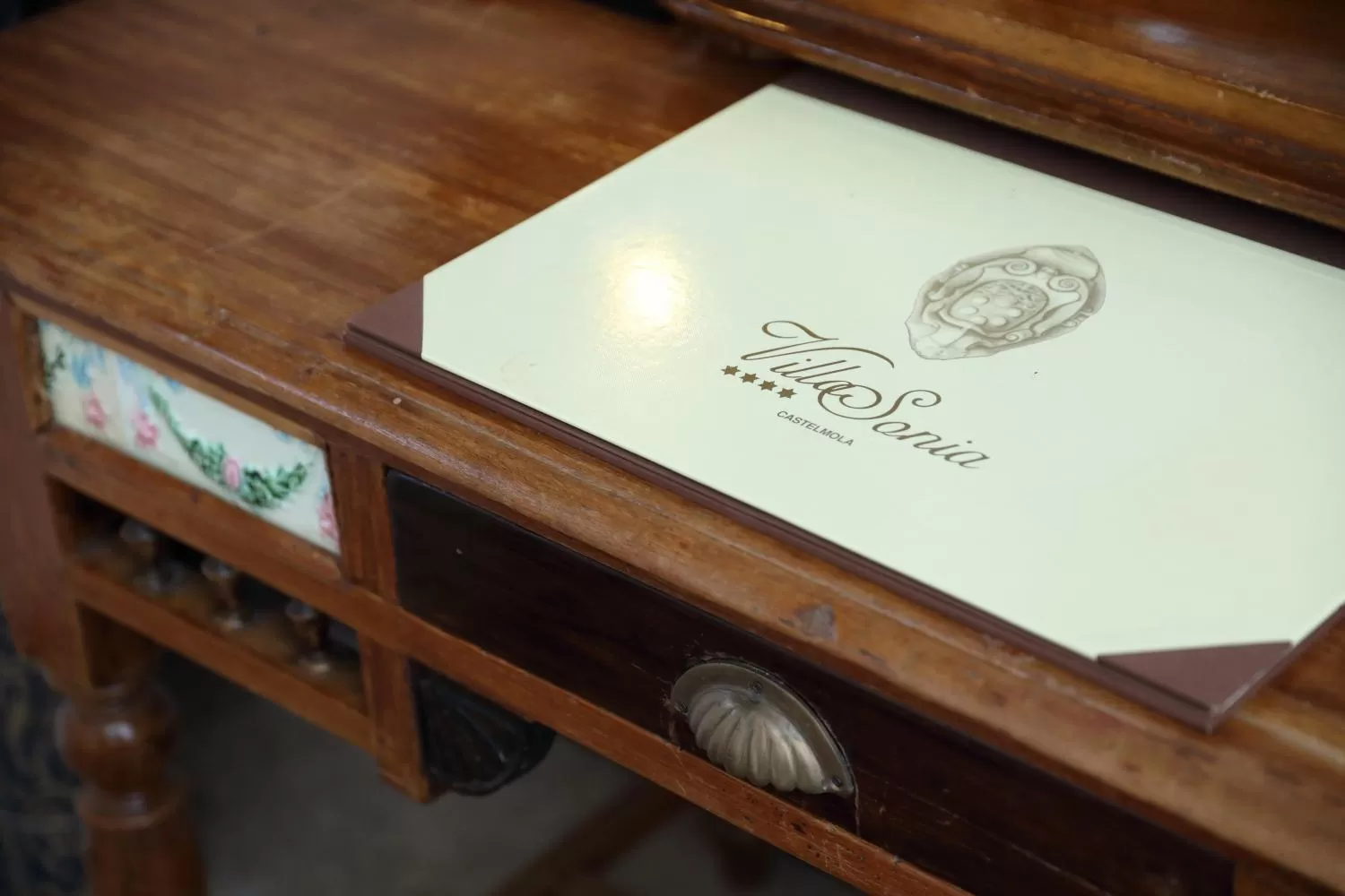 Decorative detail in Hotel Villa Sonia