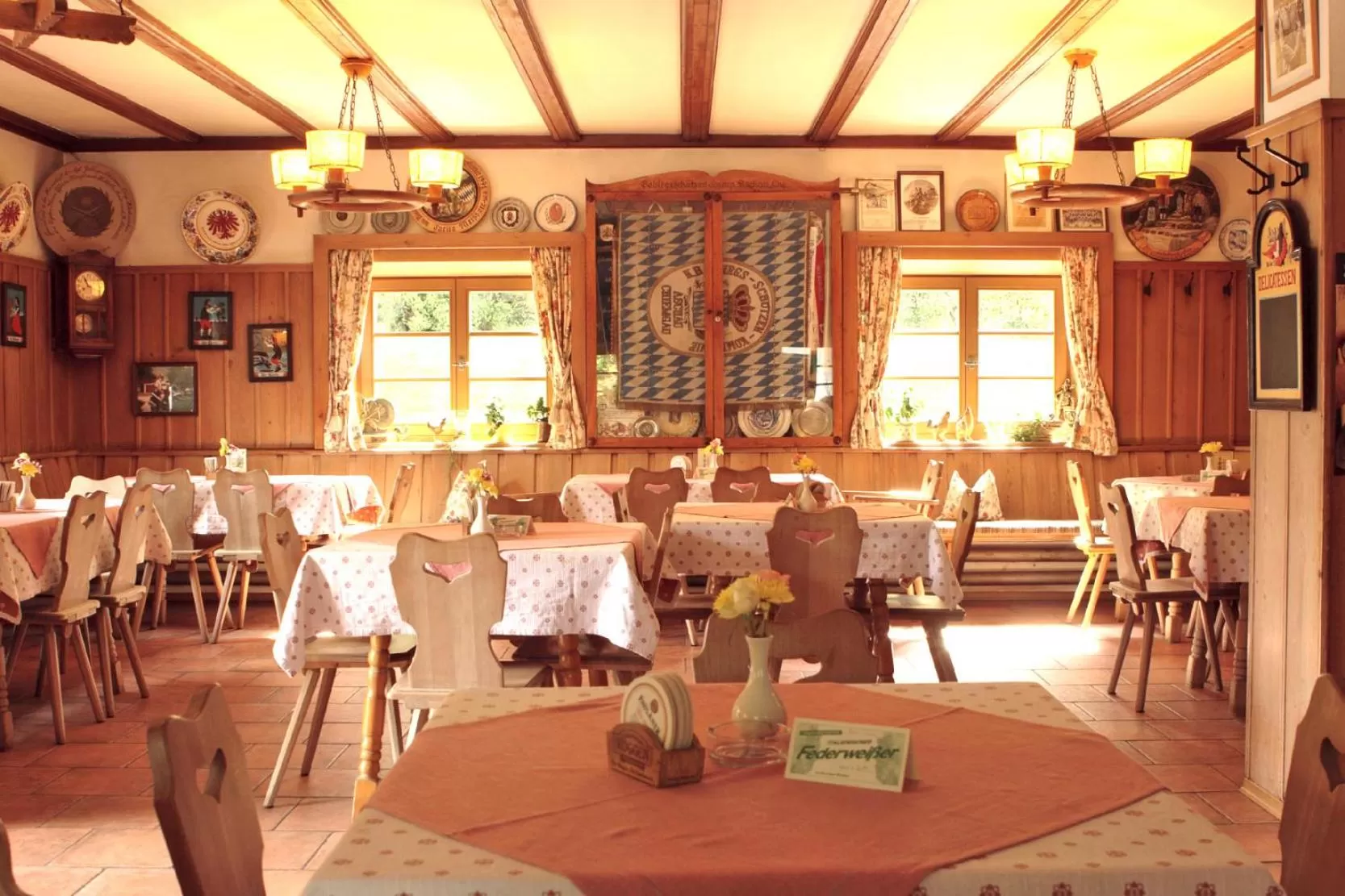 Restaurant/Places to Eat in Gasthof Brucker