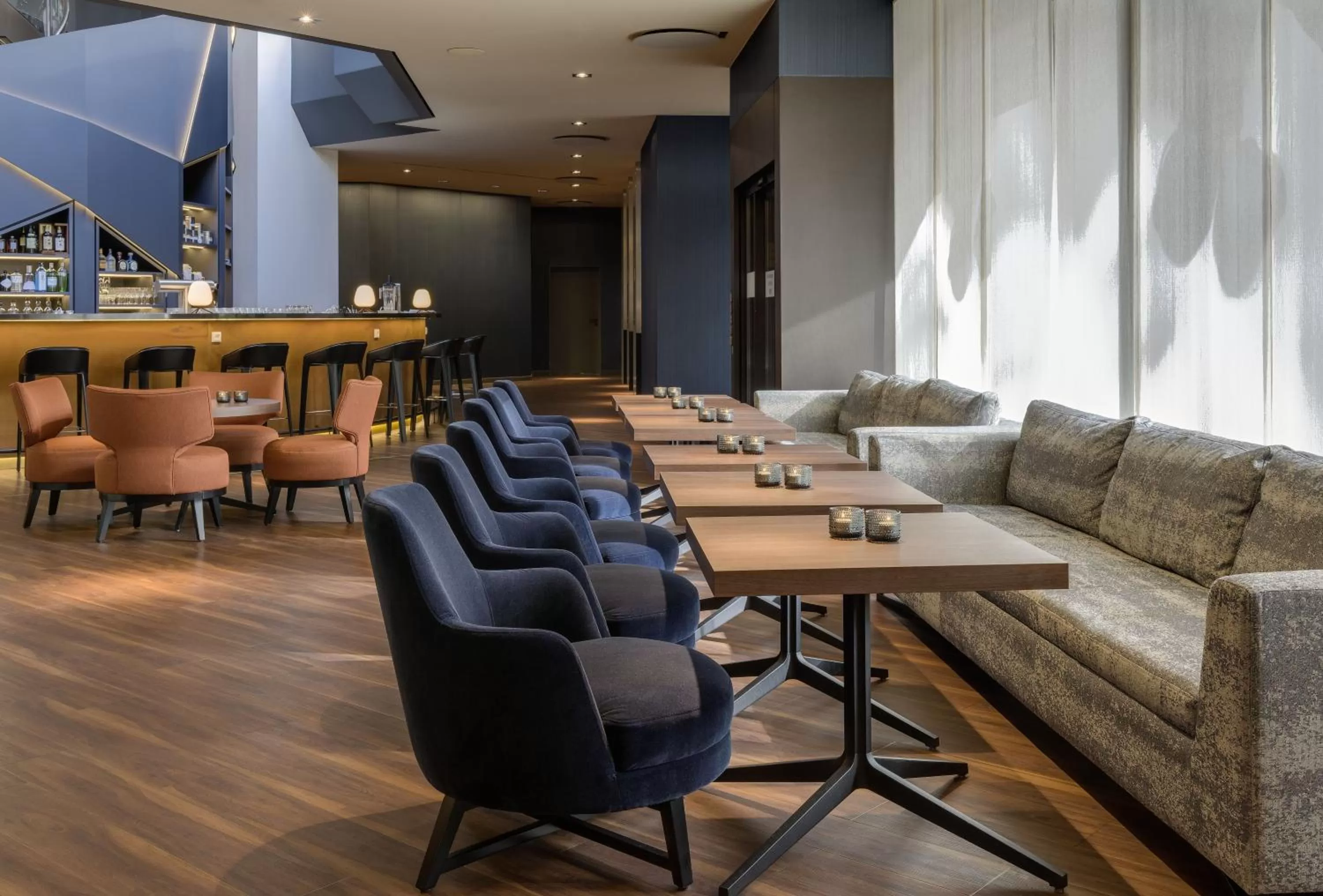 Restaurant/places to eat in Clayton Hotel Düsseldorf City Centre