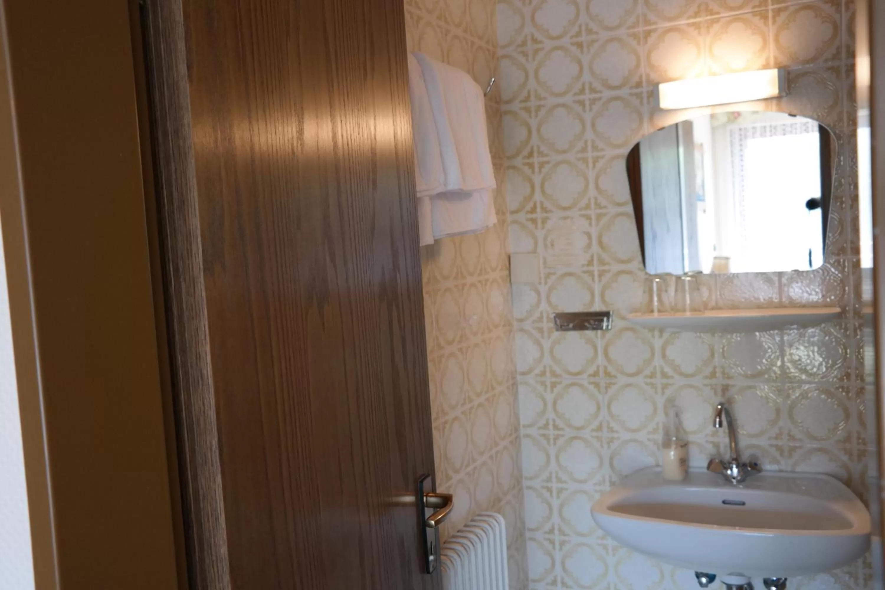 Toilet in Herzog's Ulsterbrücke Garni Hotel