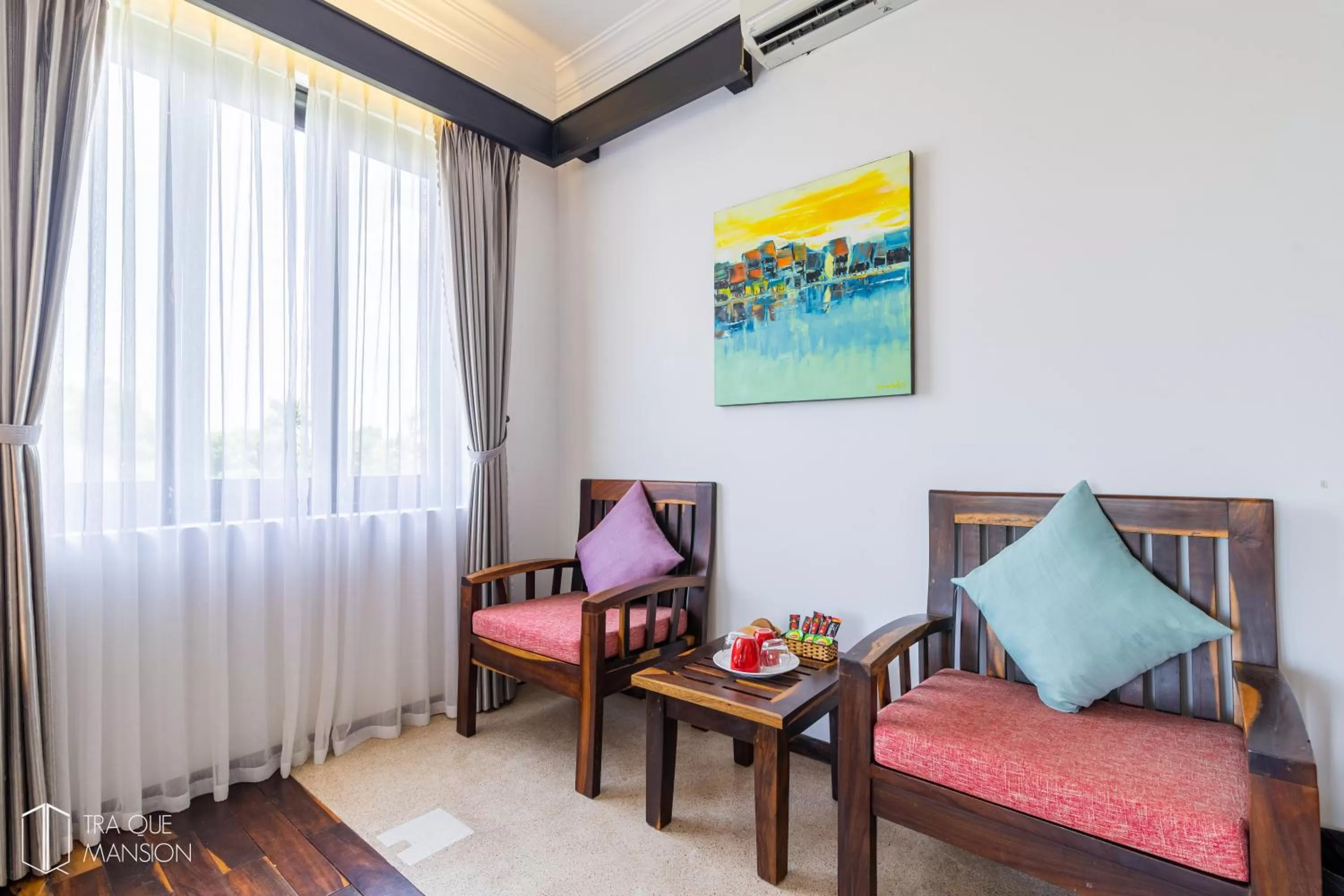 Living room, Seating Area in Tra Que Mansion