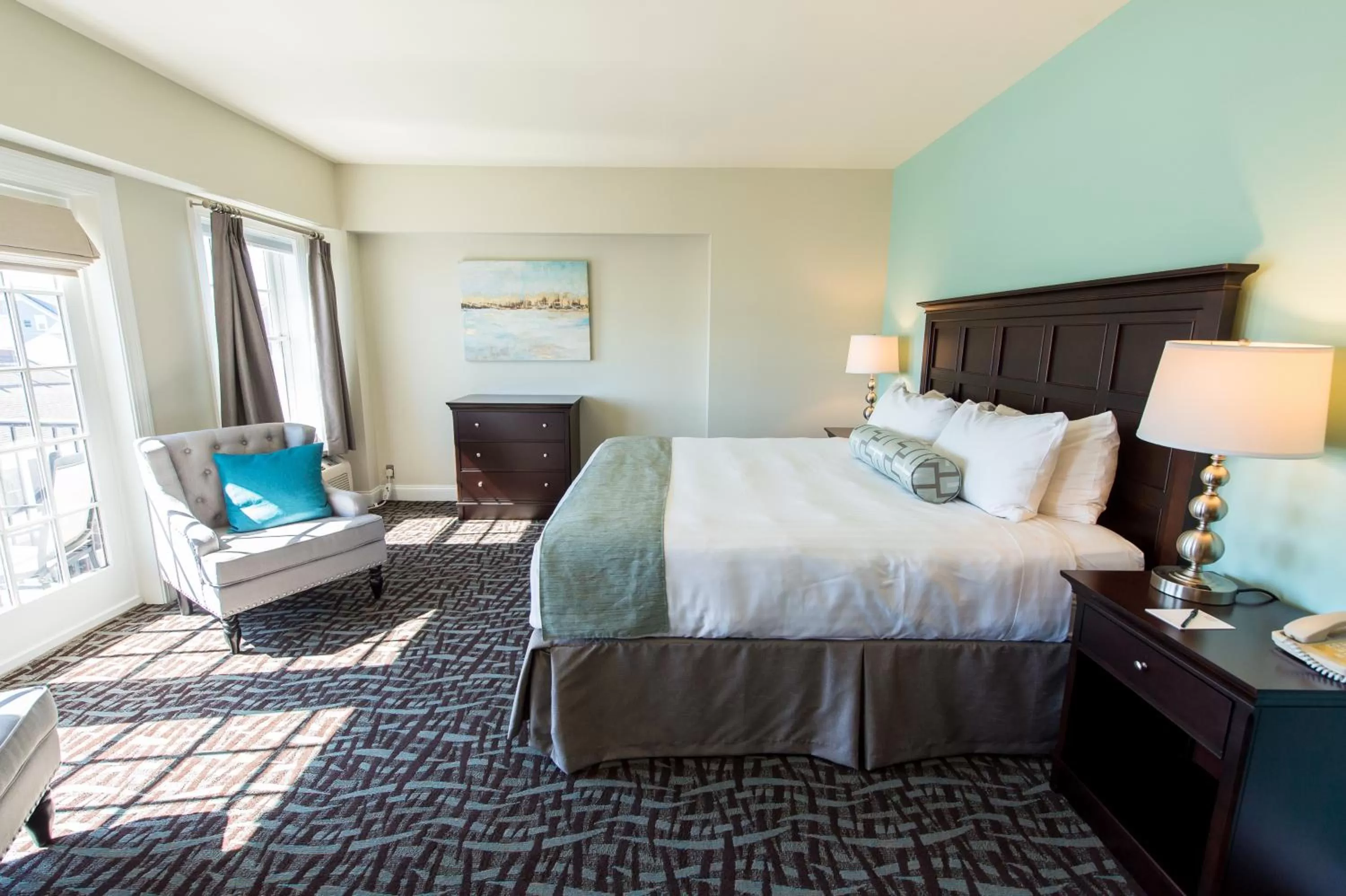 Photo of the whole room, Bed in Union Bluff Hotel & Meeting House