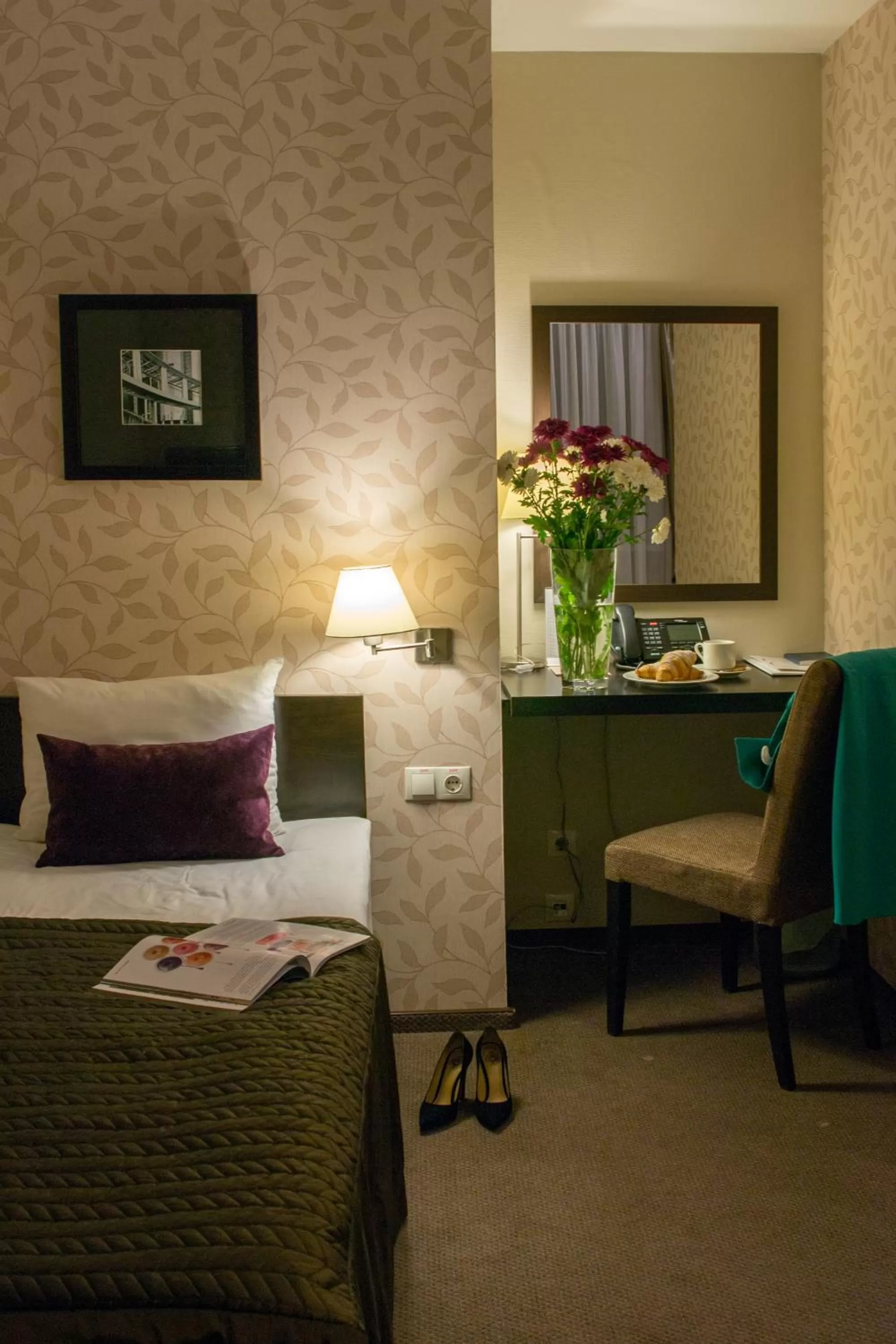 Bedroom, Bed in RiverSide- Hotel and MICE