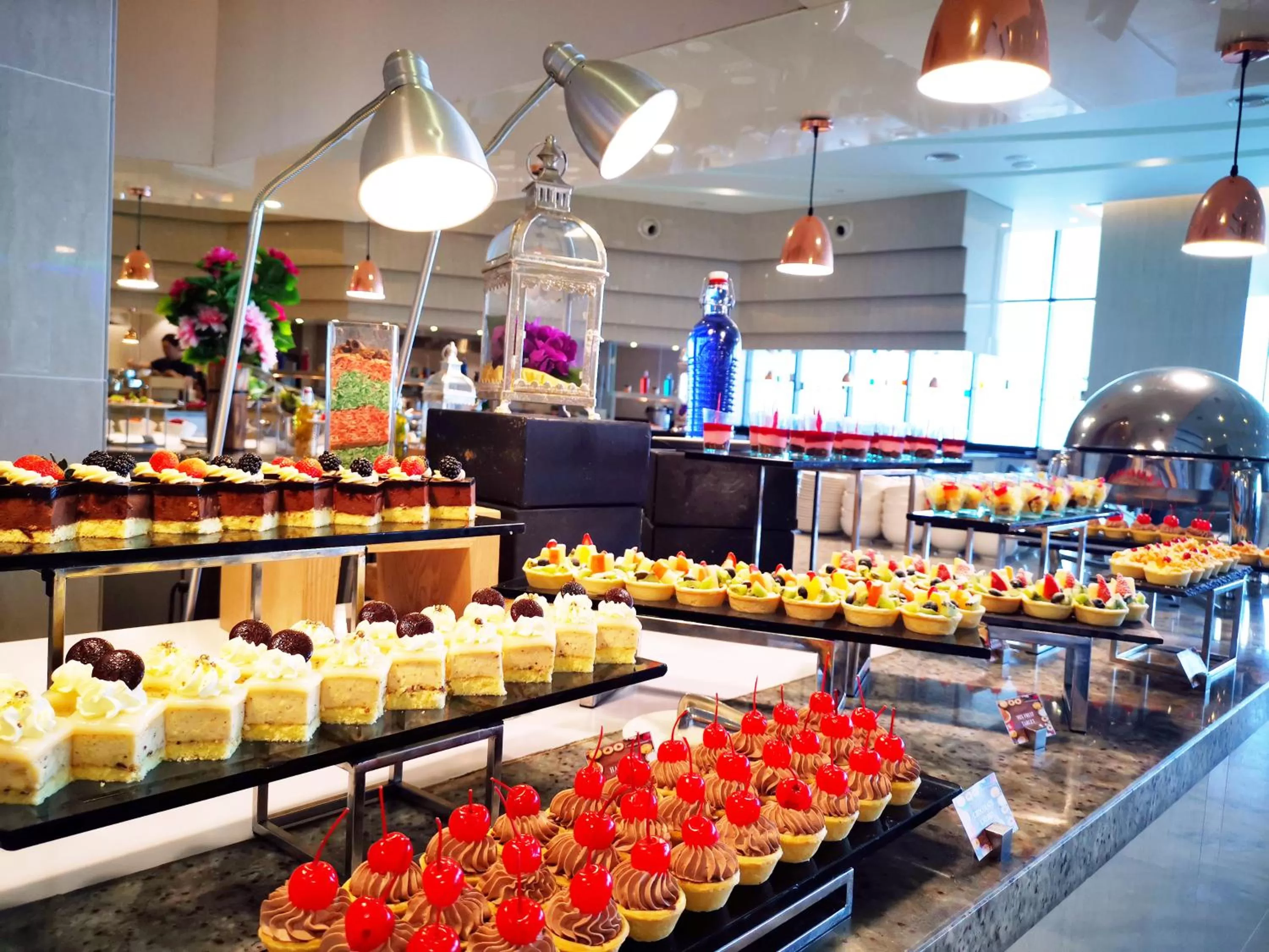 Breakfast in Grand Ion Delemen Hotel