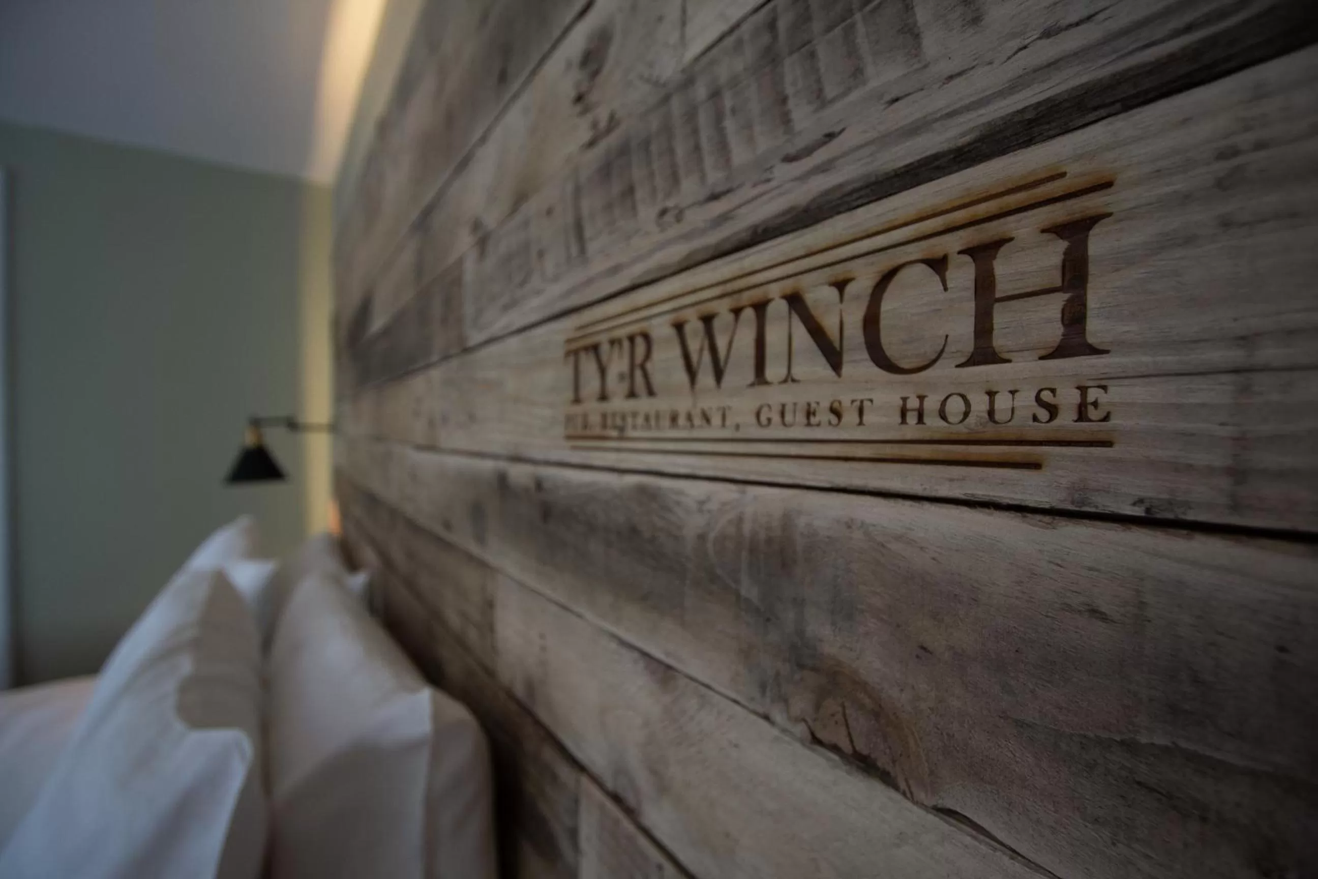 Property building, Bed in Tyr Winch