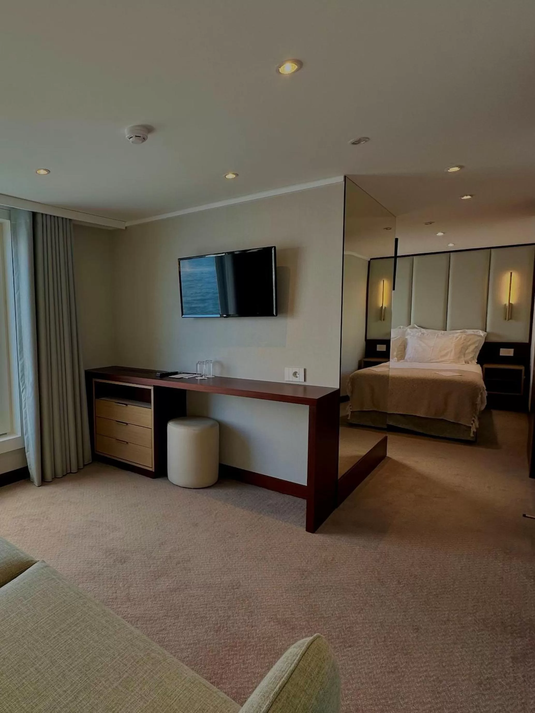 Bed in Costa do Sal Hotel Boat Lounge