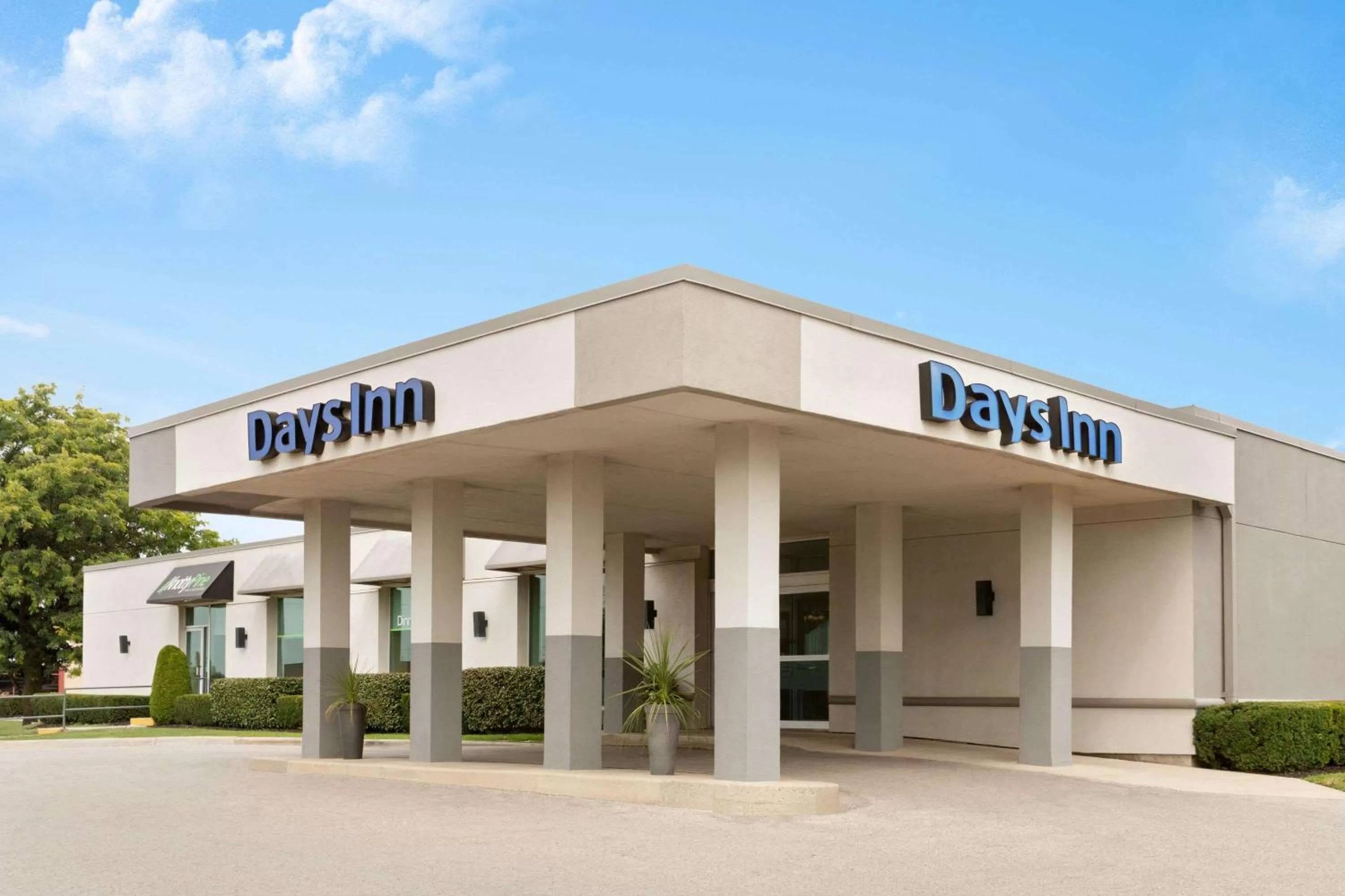 Property building in Days Inn by Wyndham London