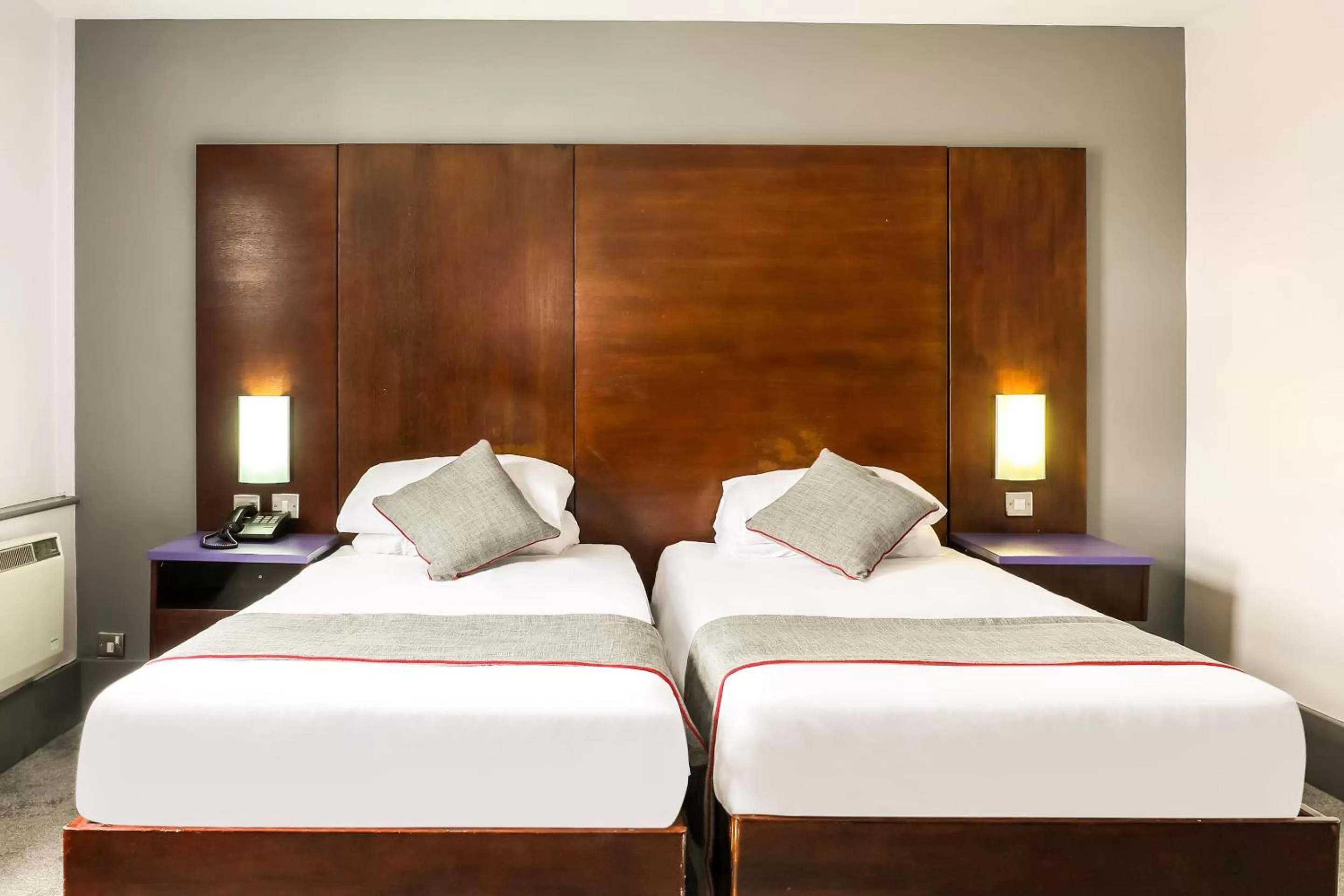 Bed in Best Western Sheffield City Hotel