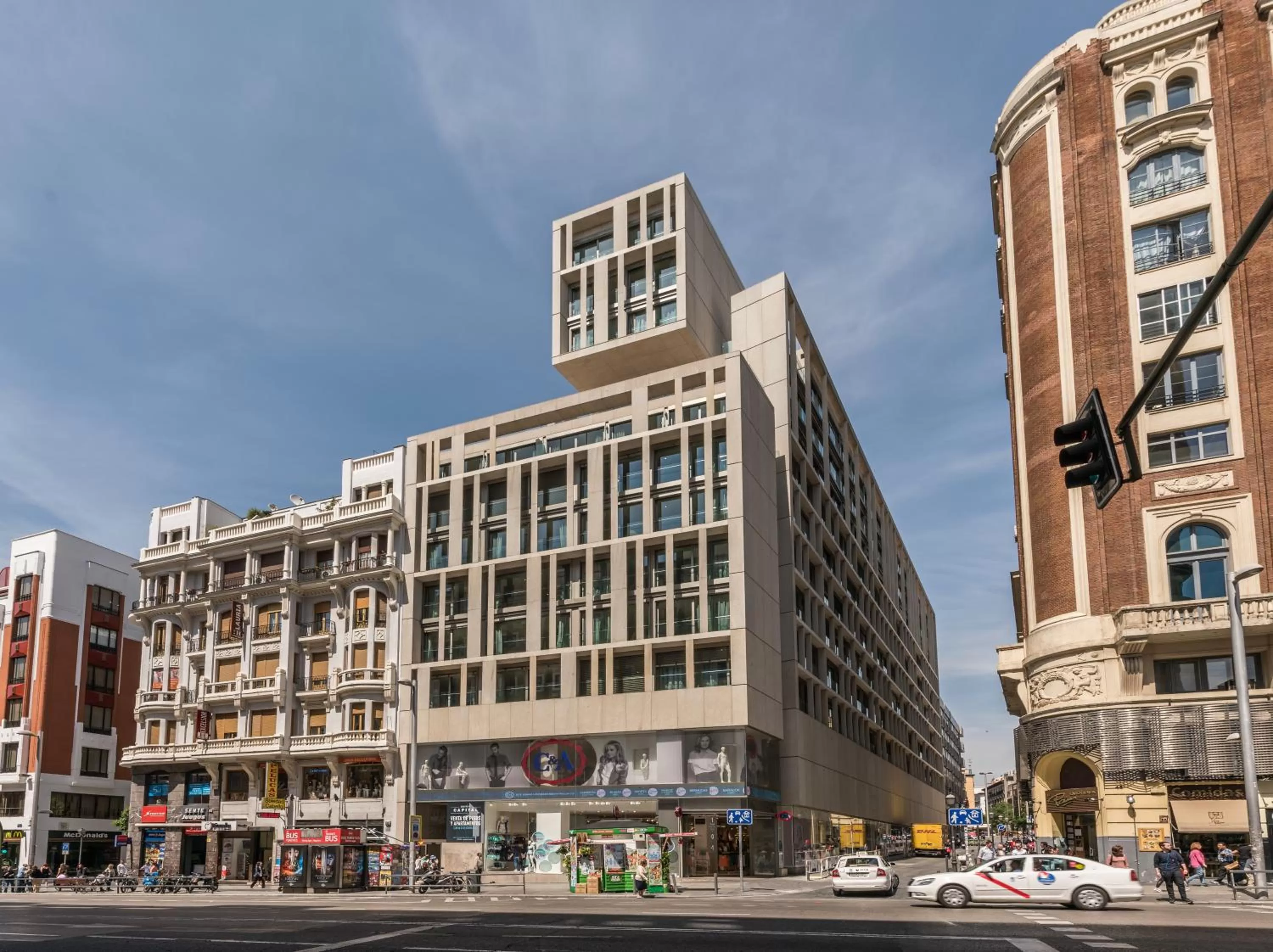 Property building in Gran View Apartments