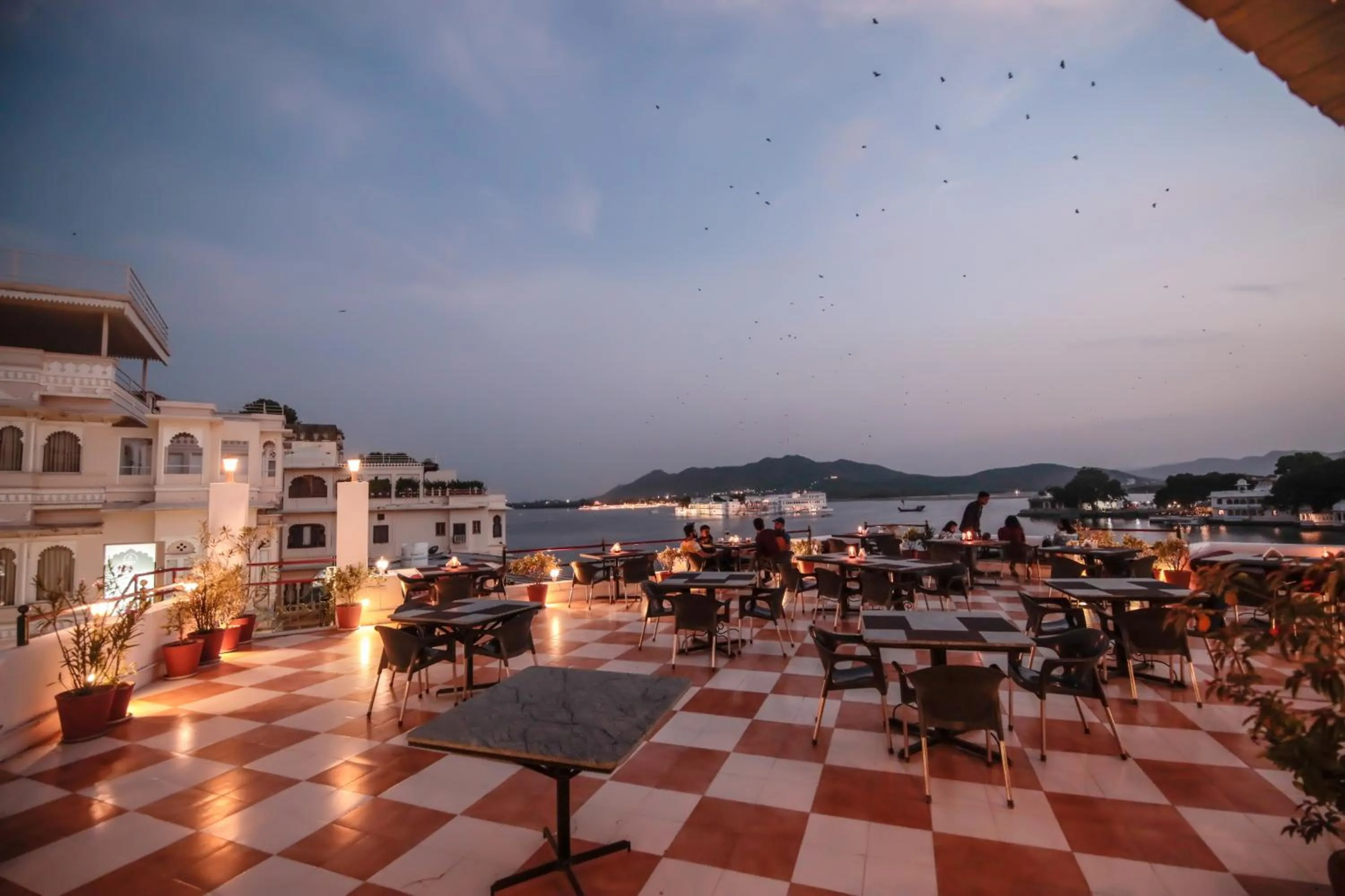 Property building in Hotel Devraj Niwas on Lake Pichola