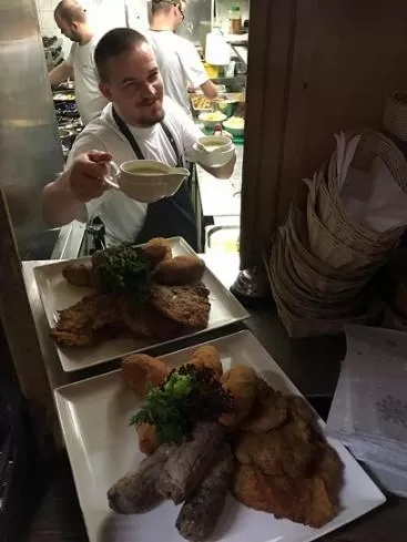 Staff in Hotel Restauracja Piwnica Rycerska