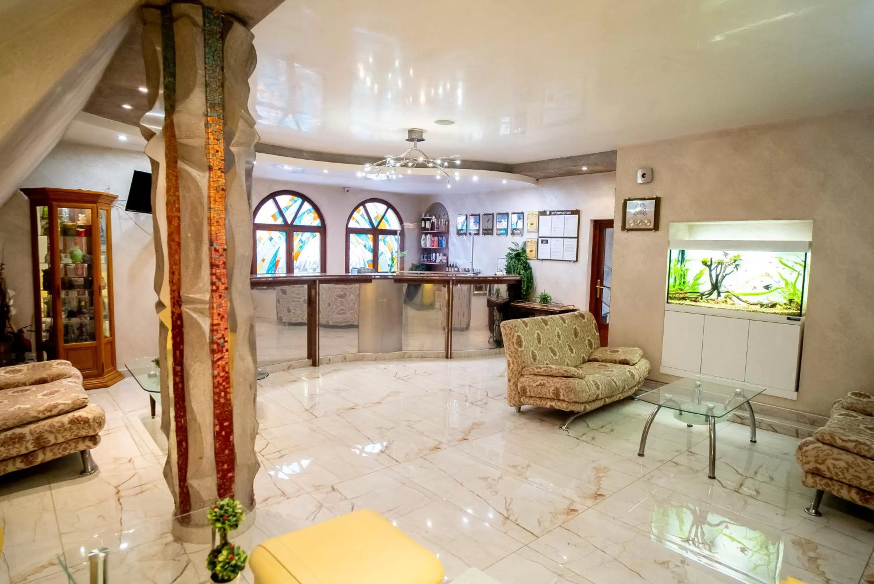 Lobby or reception in Globus Hotel