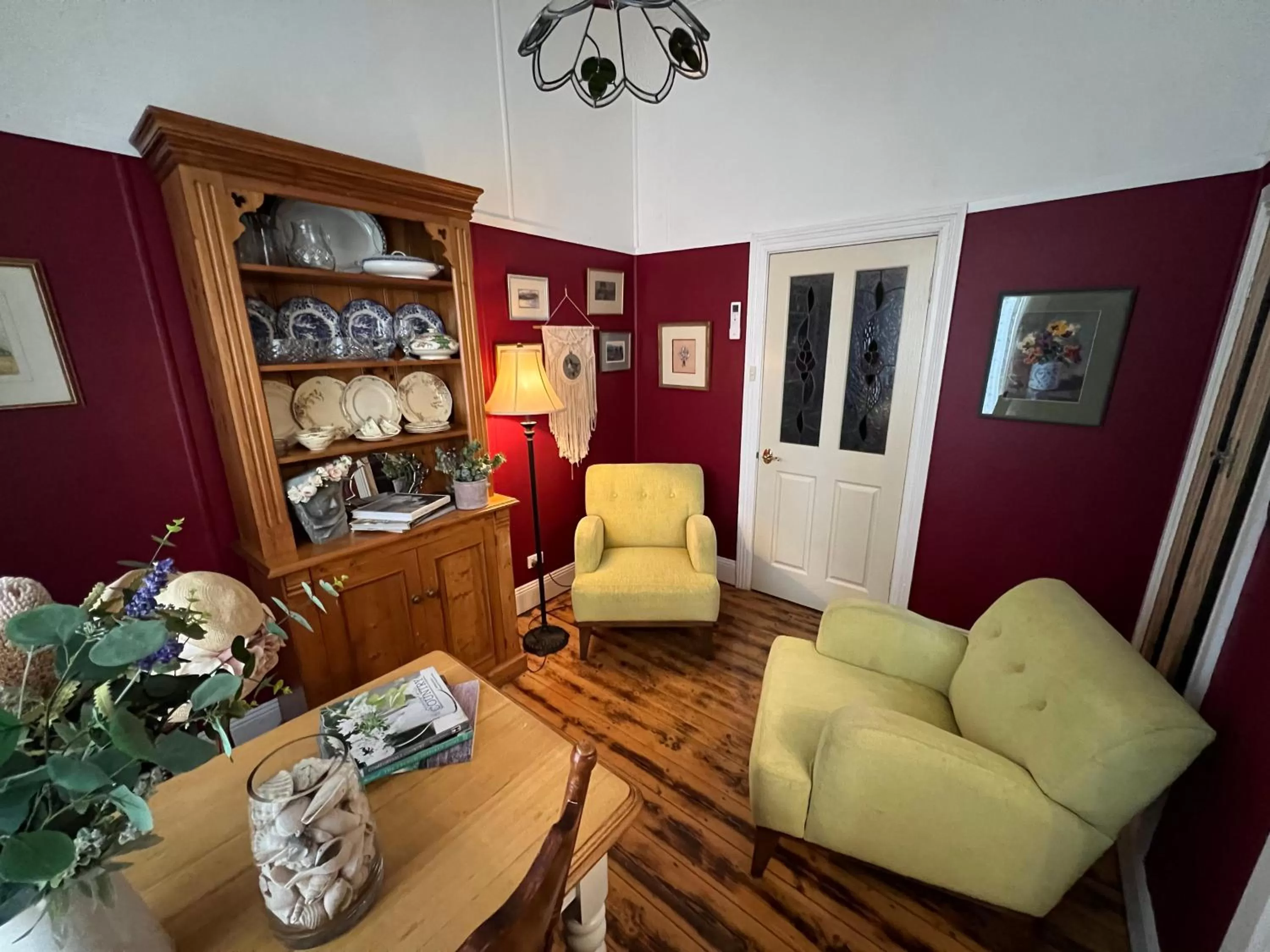 Seating Area in Ivy May Cottage