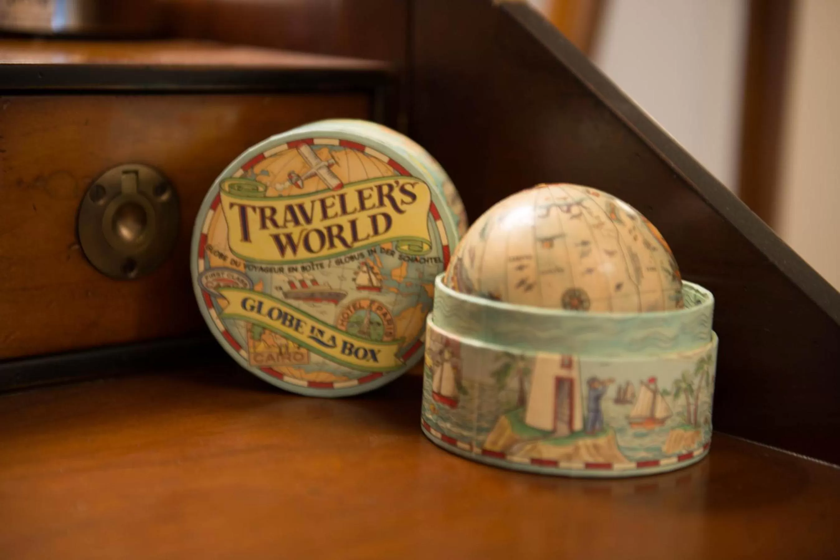 Communal lounge/ TV room in Authentic Sweet Home