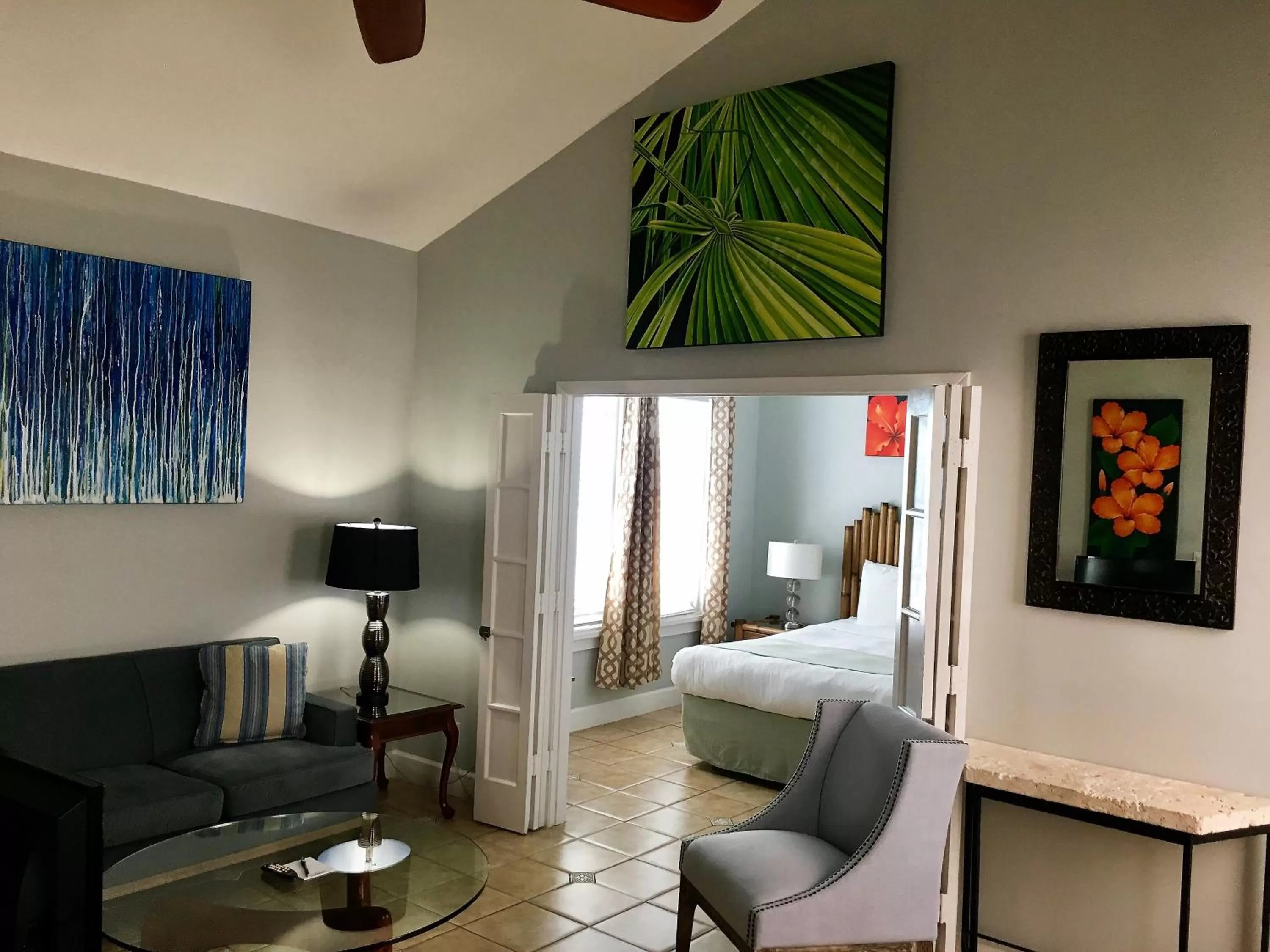 Photo of the whole room in Douglas House