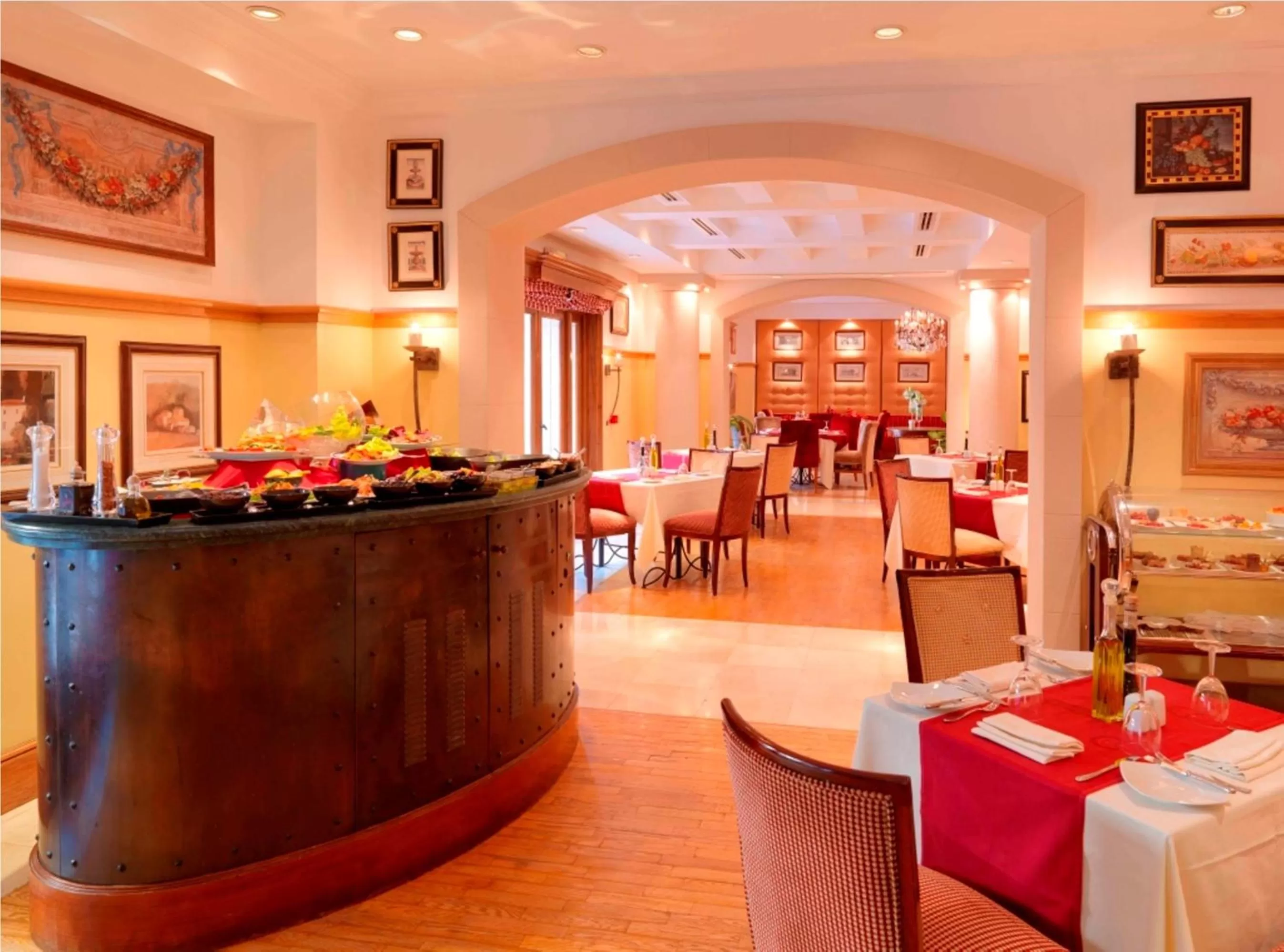 Restaurant/Places to Eat in Radisson Blu Hotel, Riyadh