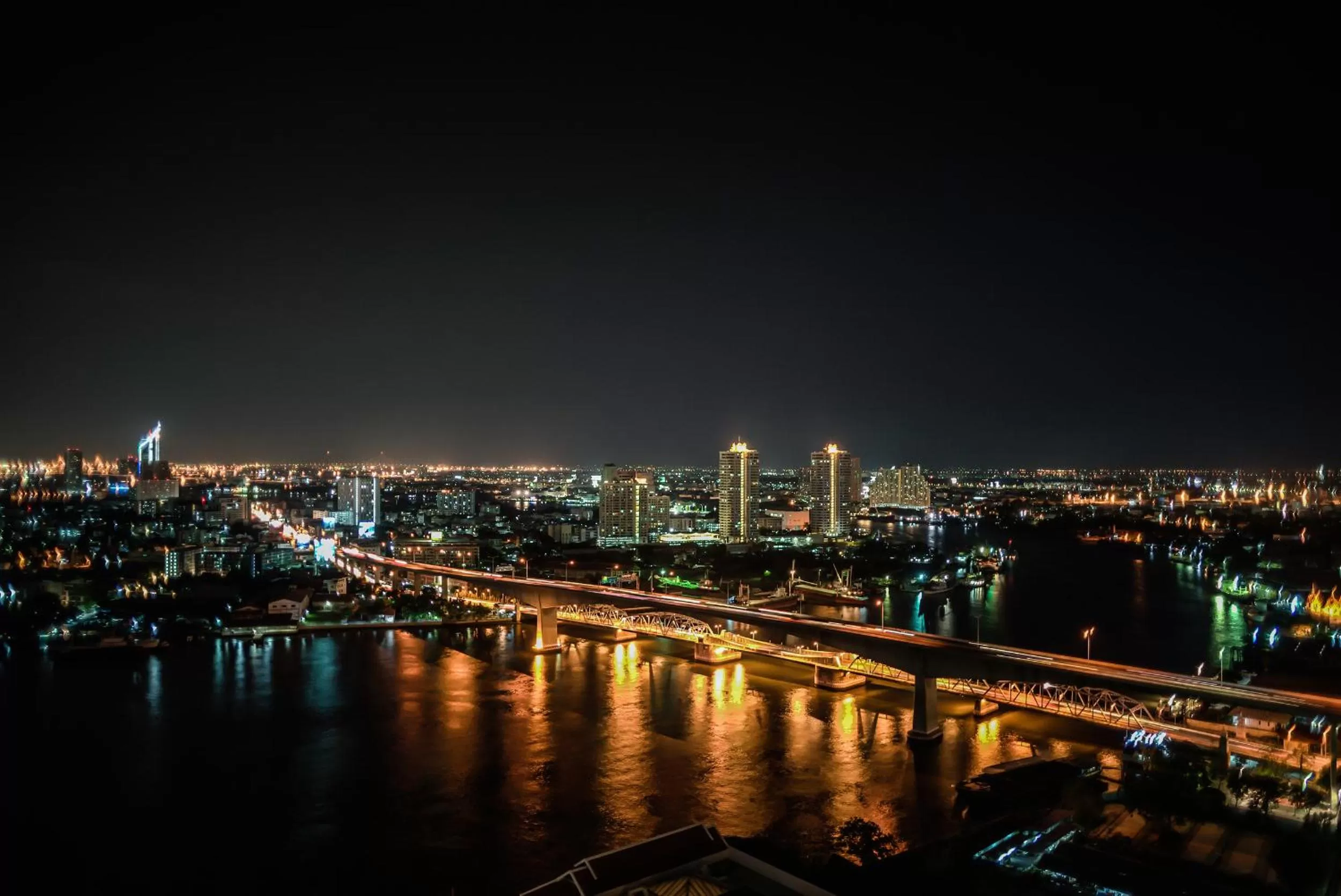 City view in Avani Plus Riverside Bangkok Hotel