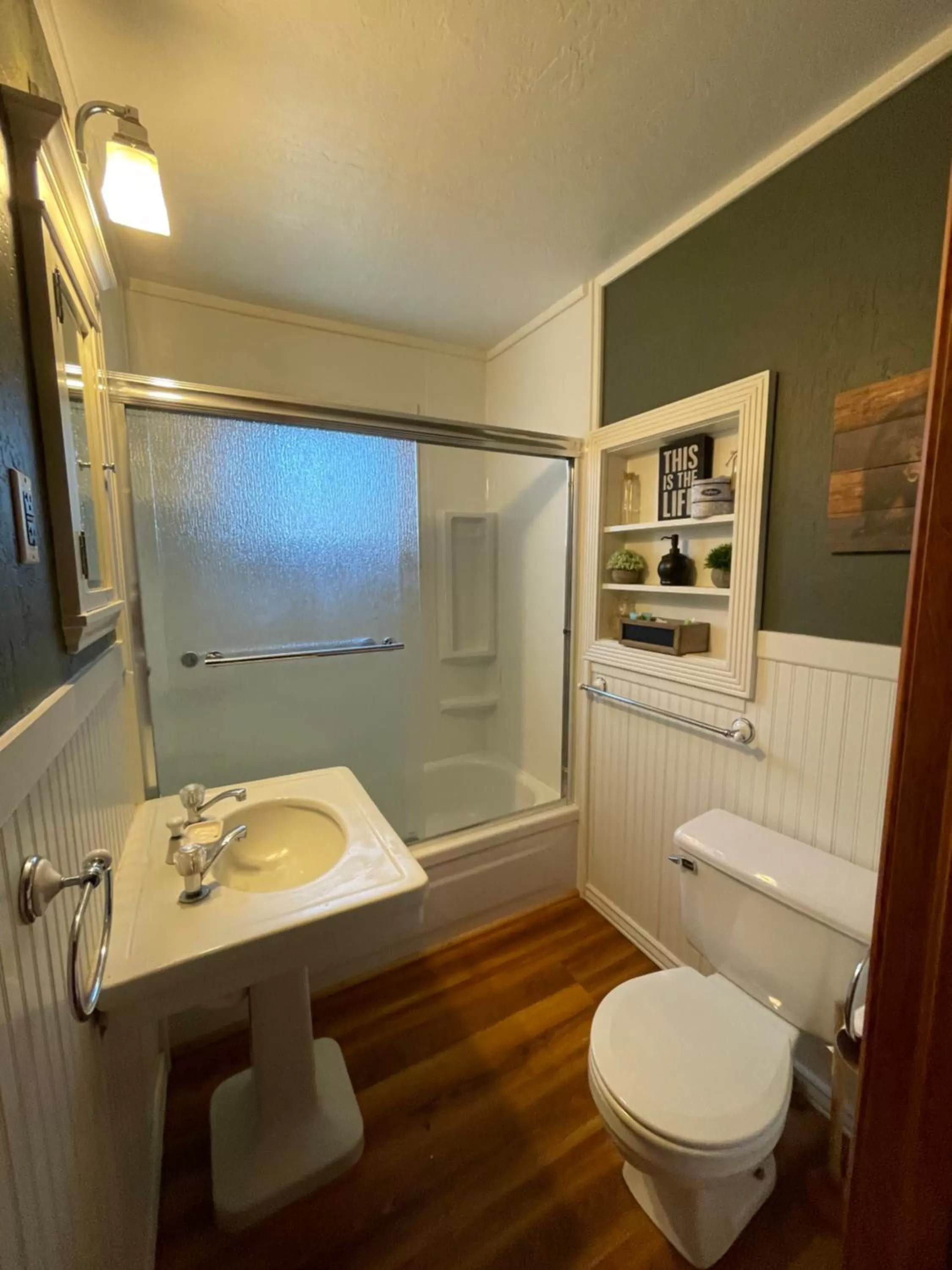 Bathroom in JW Vallecito