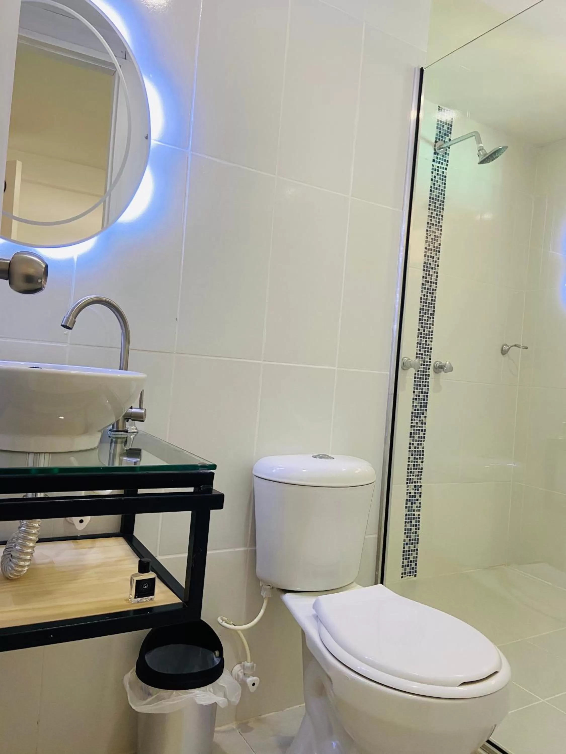 Shower in La Madriguera