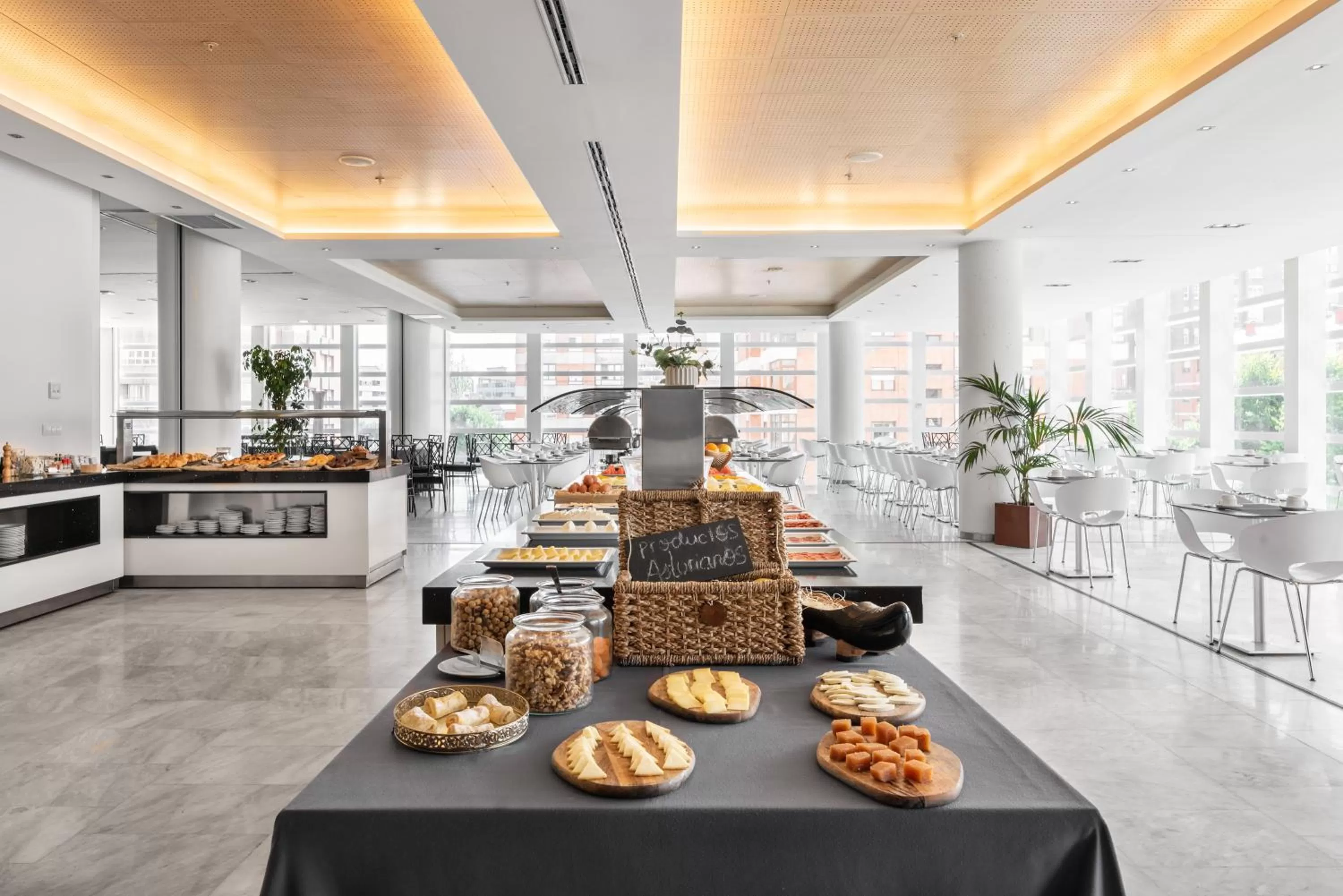 Buffet breakfast in Eurostars Palacio de Cristal