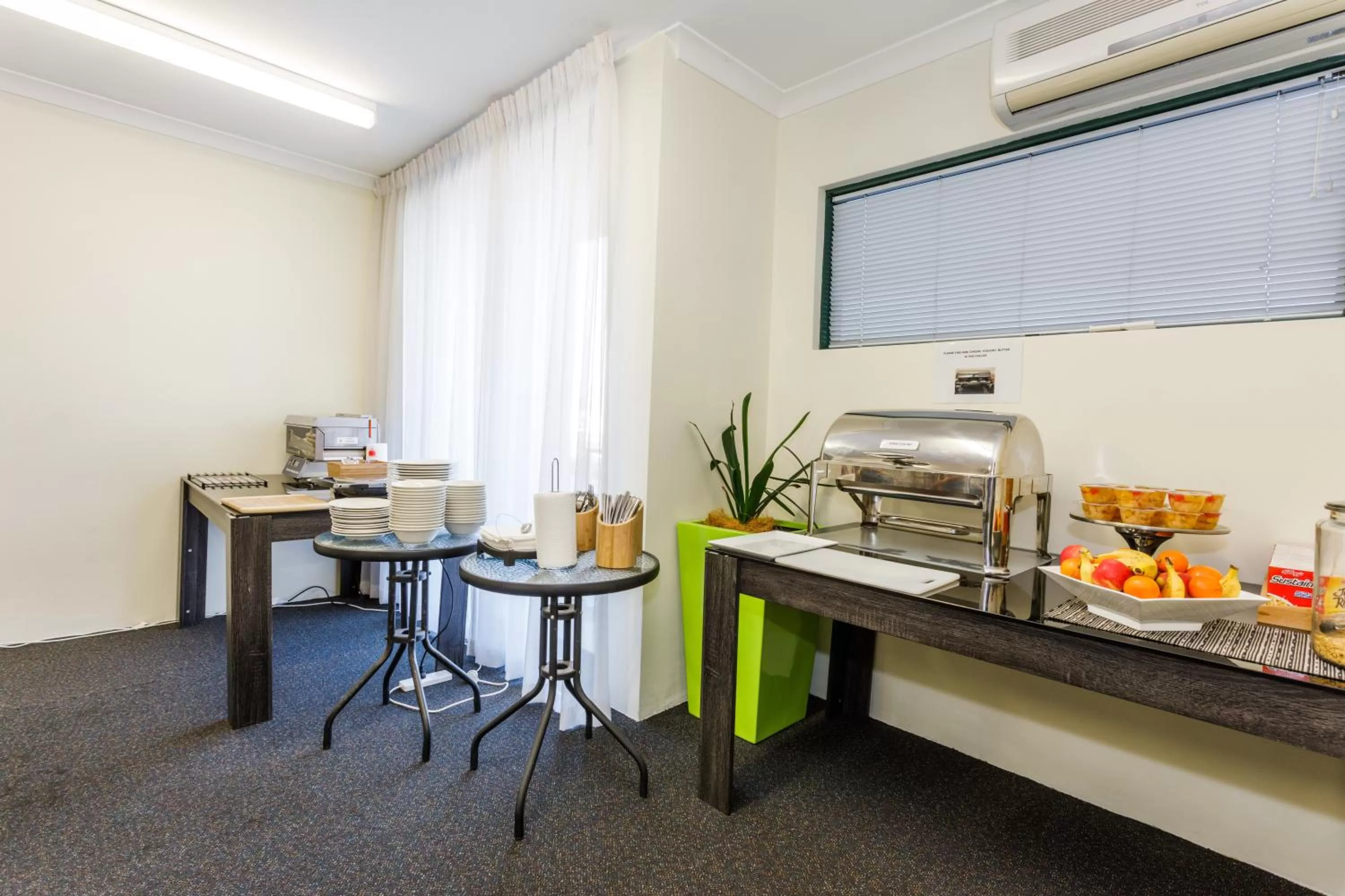 Continental breakfast in Perth Ascot Central Apartment Hotel Official