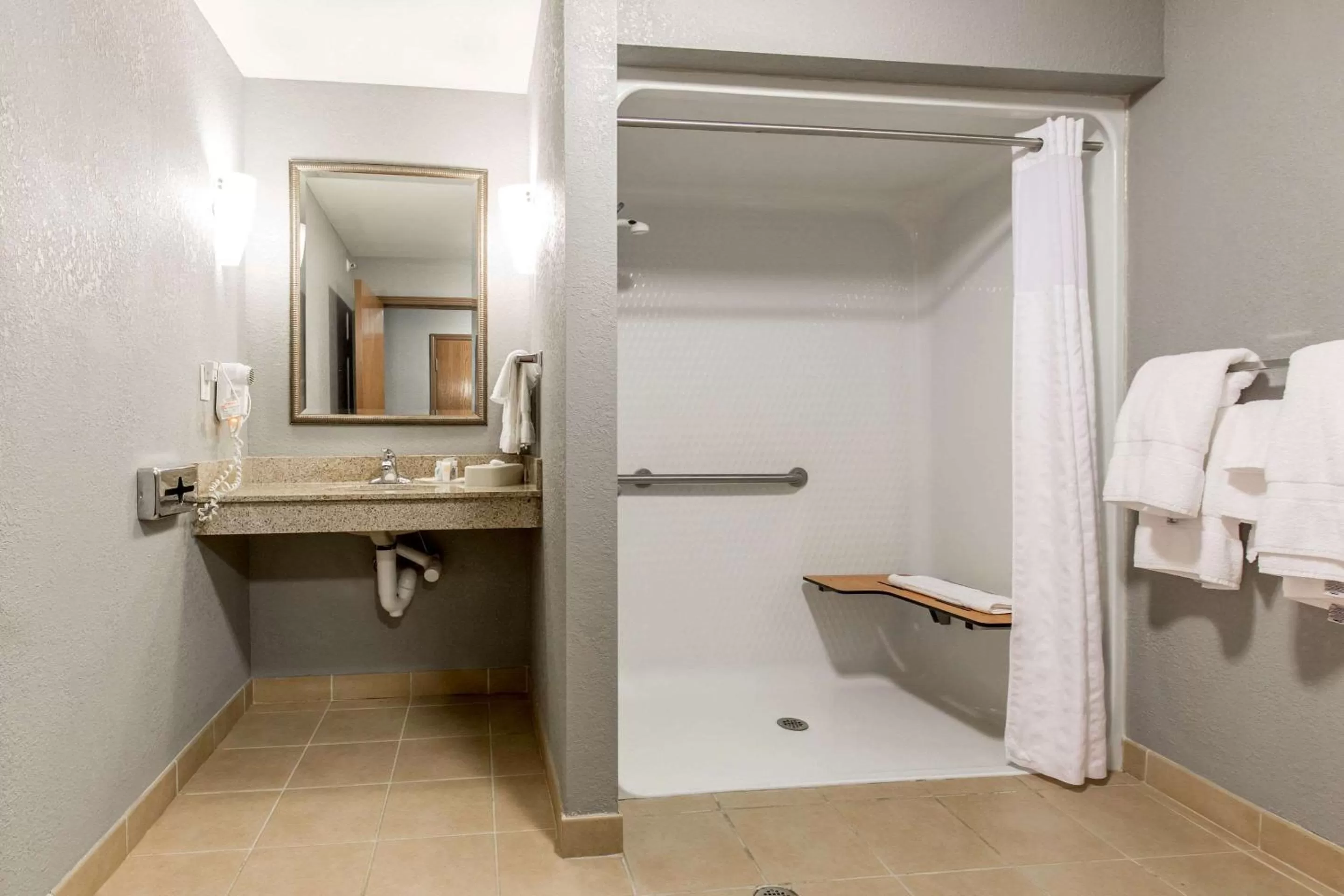 Shower in Comfort Suites Fairview Heights Saint Louis