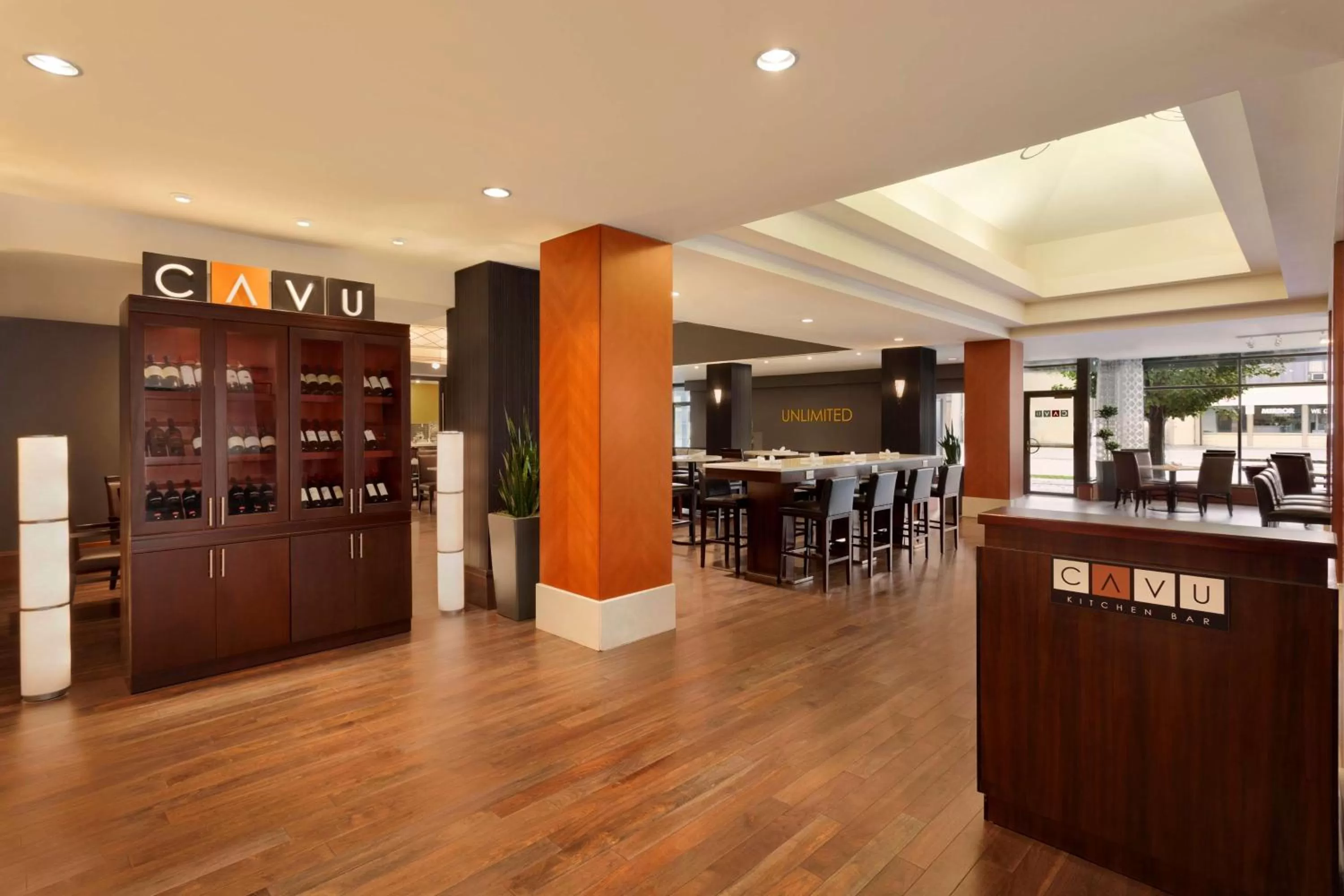 Restaurant/places to eat in Hilton Vancouver Airport
