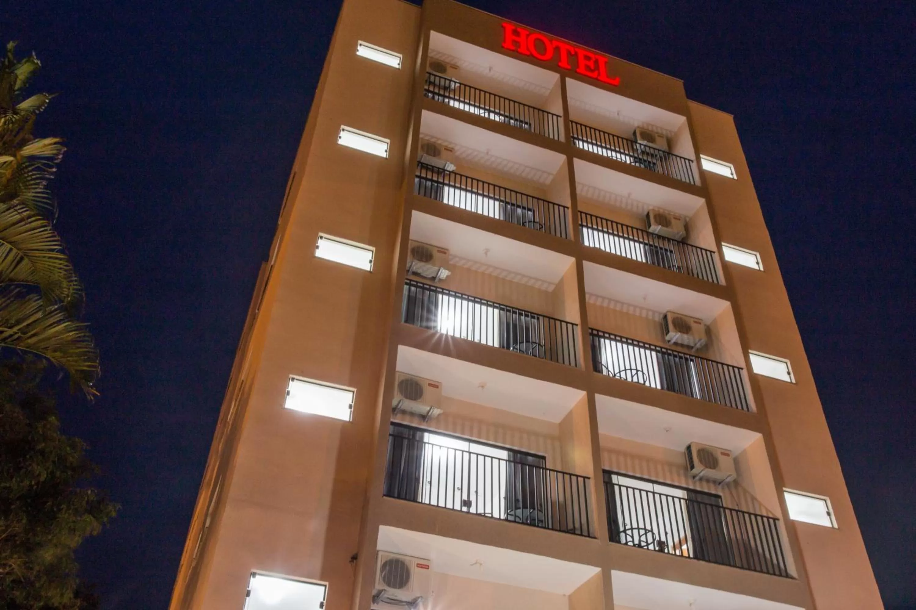 Facade/entrance, Property Building in Domum Hotel